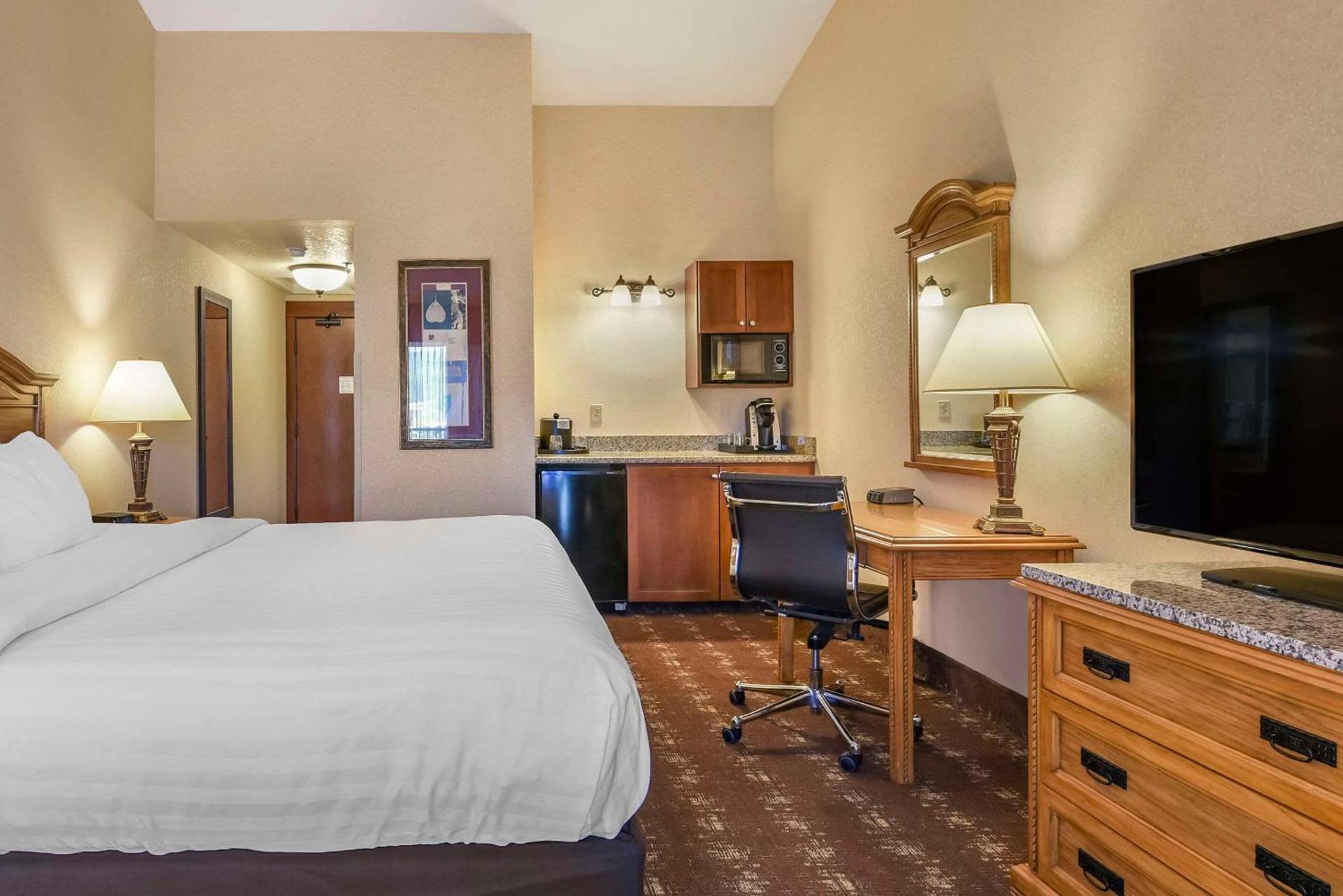 Kathryn Riverfront Inn, an Ascend Collection Hotel photo 18
