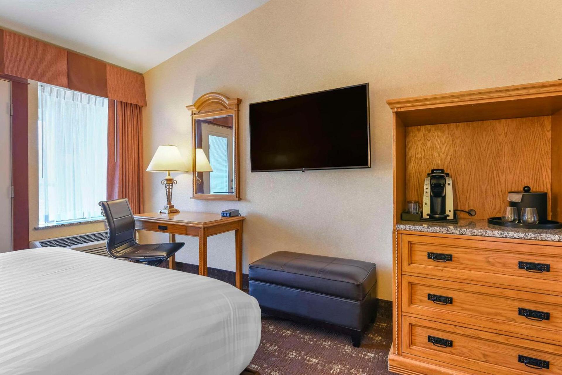 Kathryn Riverfront Inn, an Ascend Collection Hotel photo 24