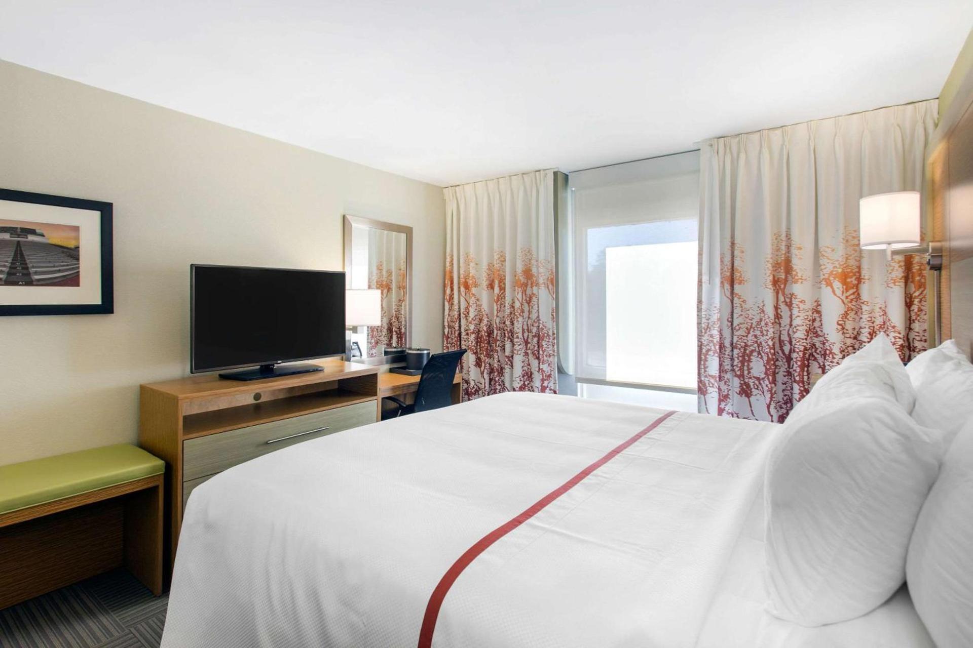 Gallus Stadium Park Inn, an Ascend Collection Hotel photo 10