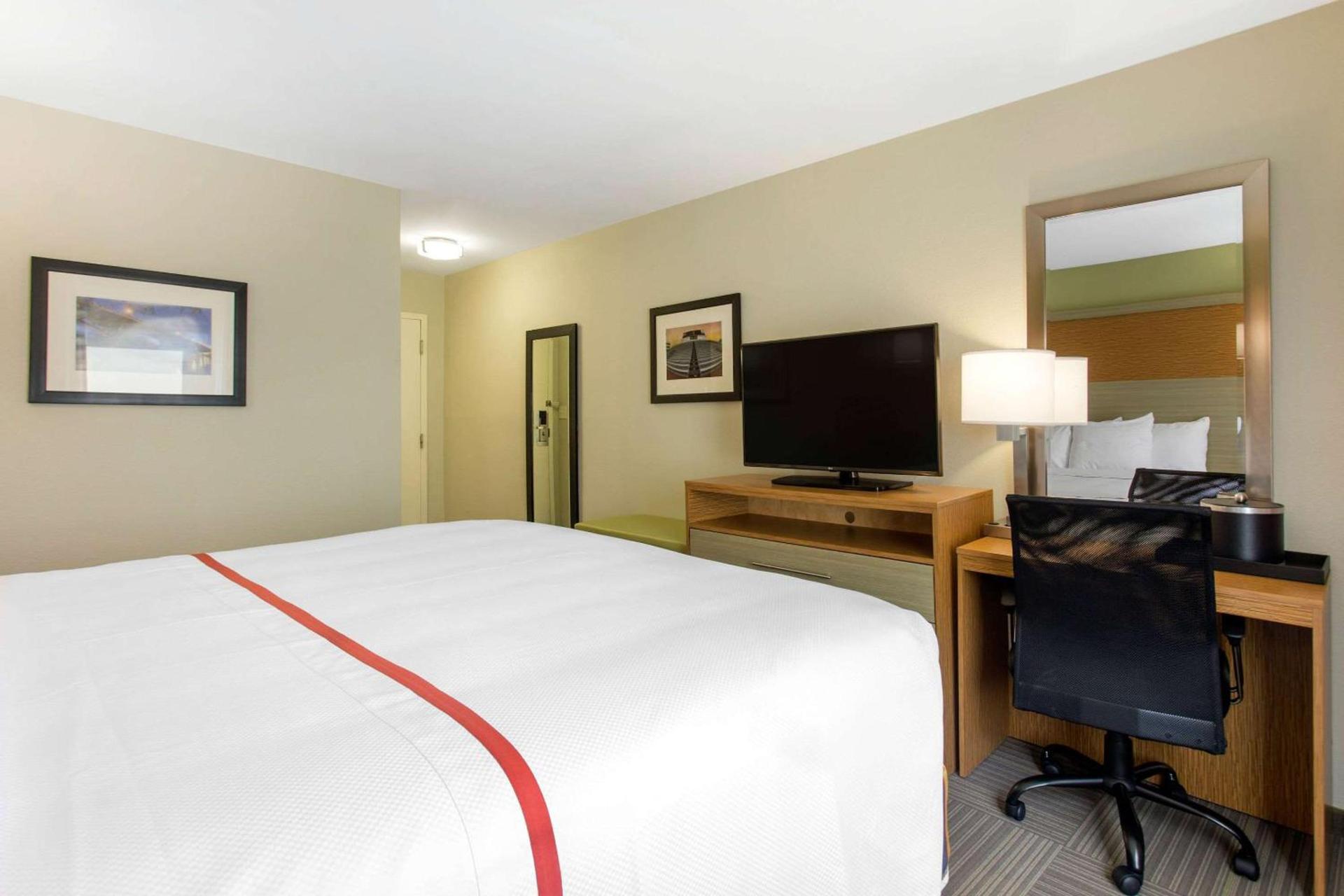 Gallus Stadium Park Inn, an Ascend Collection Hotel photo 12