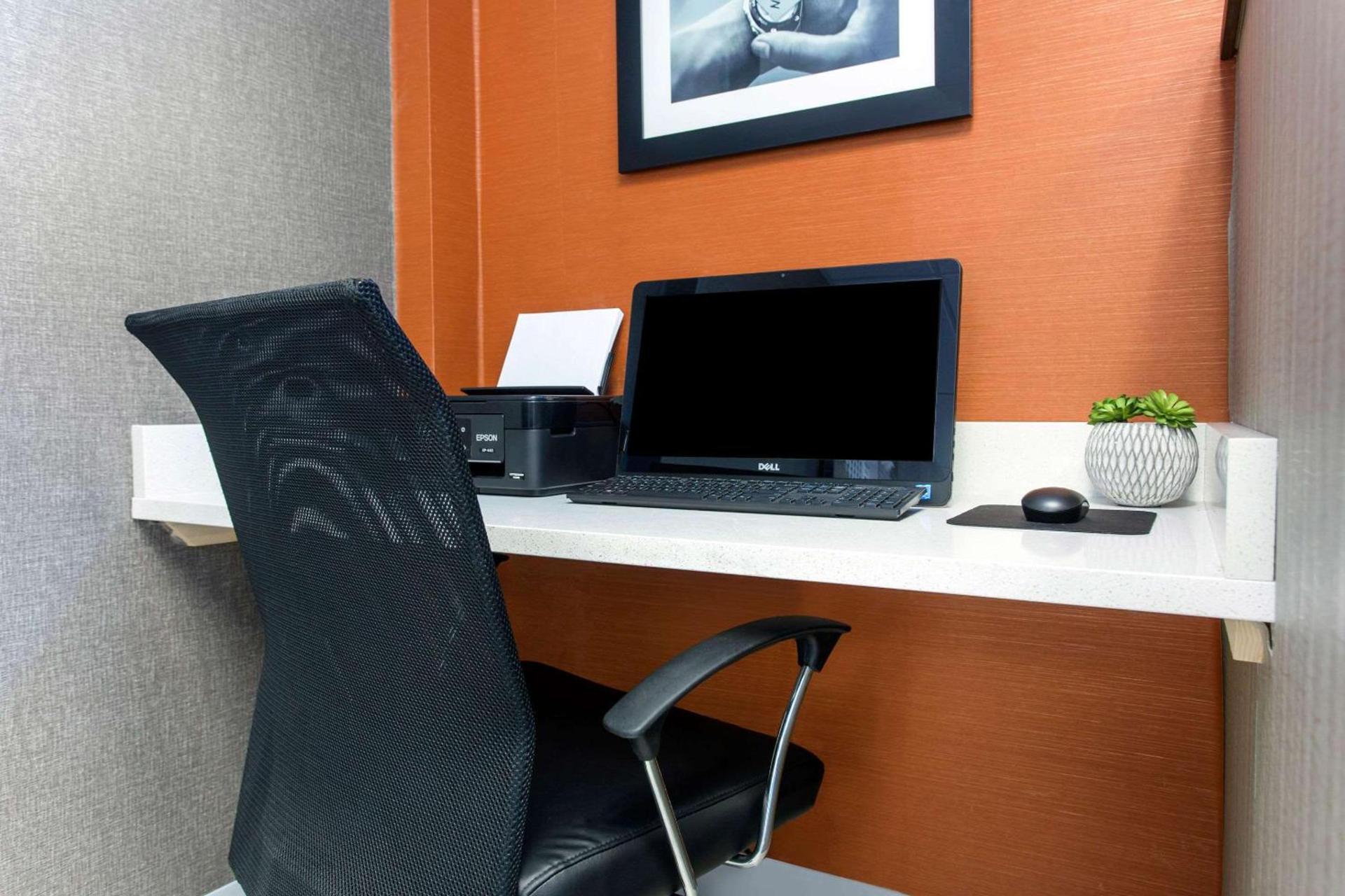 Gallus Stadium Park Inn, an Ascend Collection Hotel photo 22