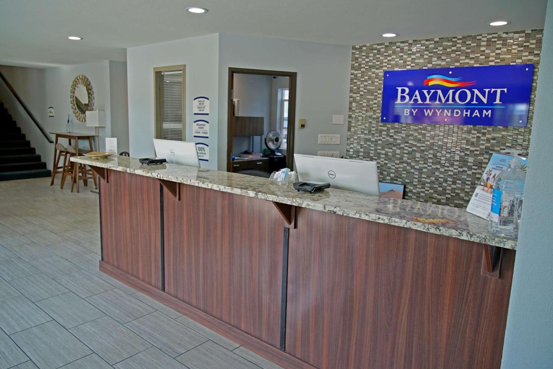 Baymont by Wyndham Monte Vista photo 6