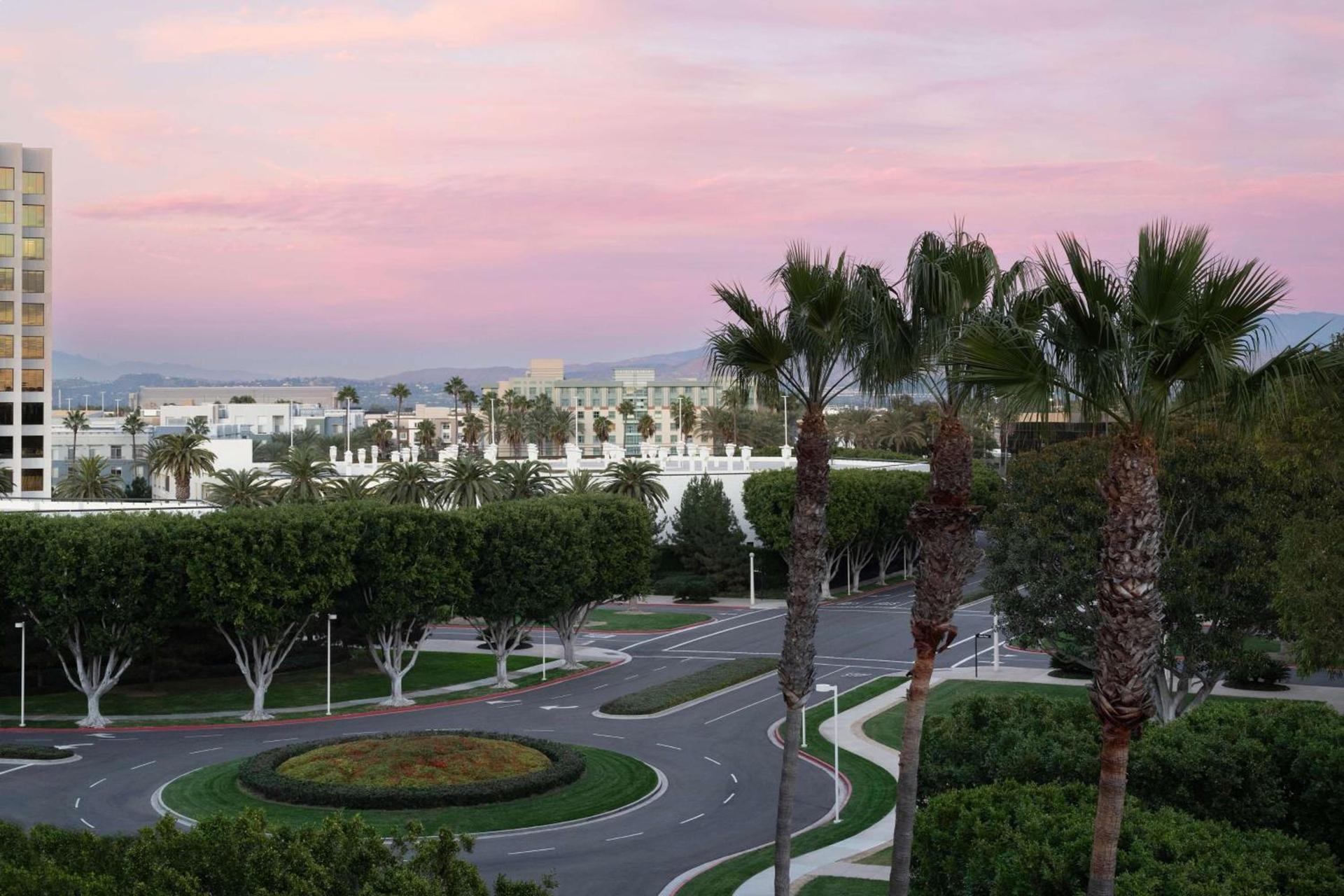 Hyatt Regency Irvine photo 2