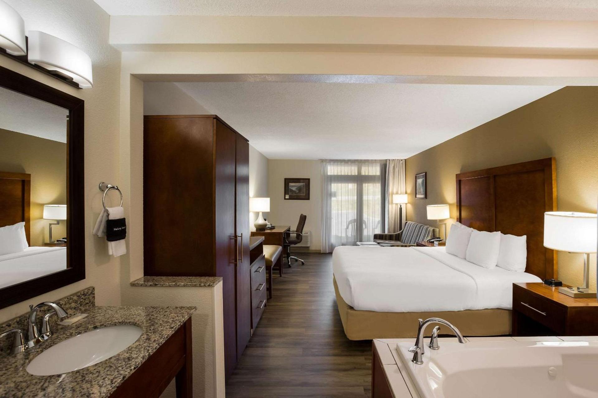 The Inn at Apple Valley, an Ascend Collection Hotel photo 6