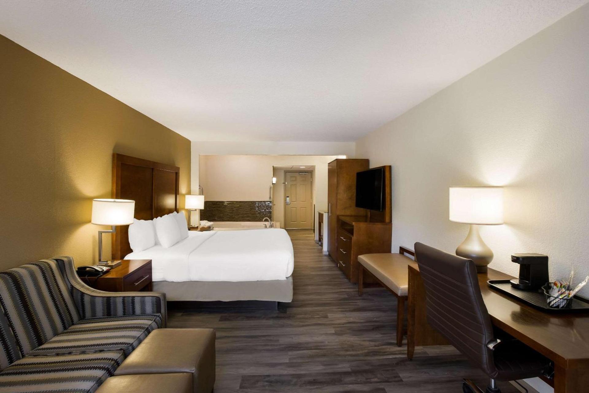The Inn at Apple Valley, an Ascend Collection Hotel photo 7