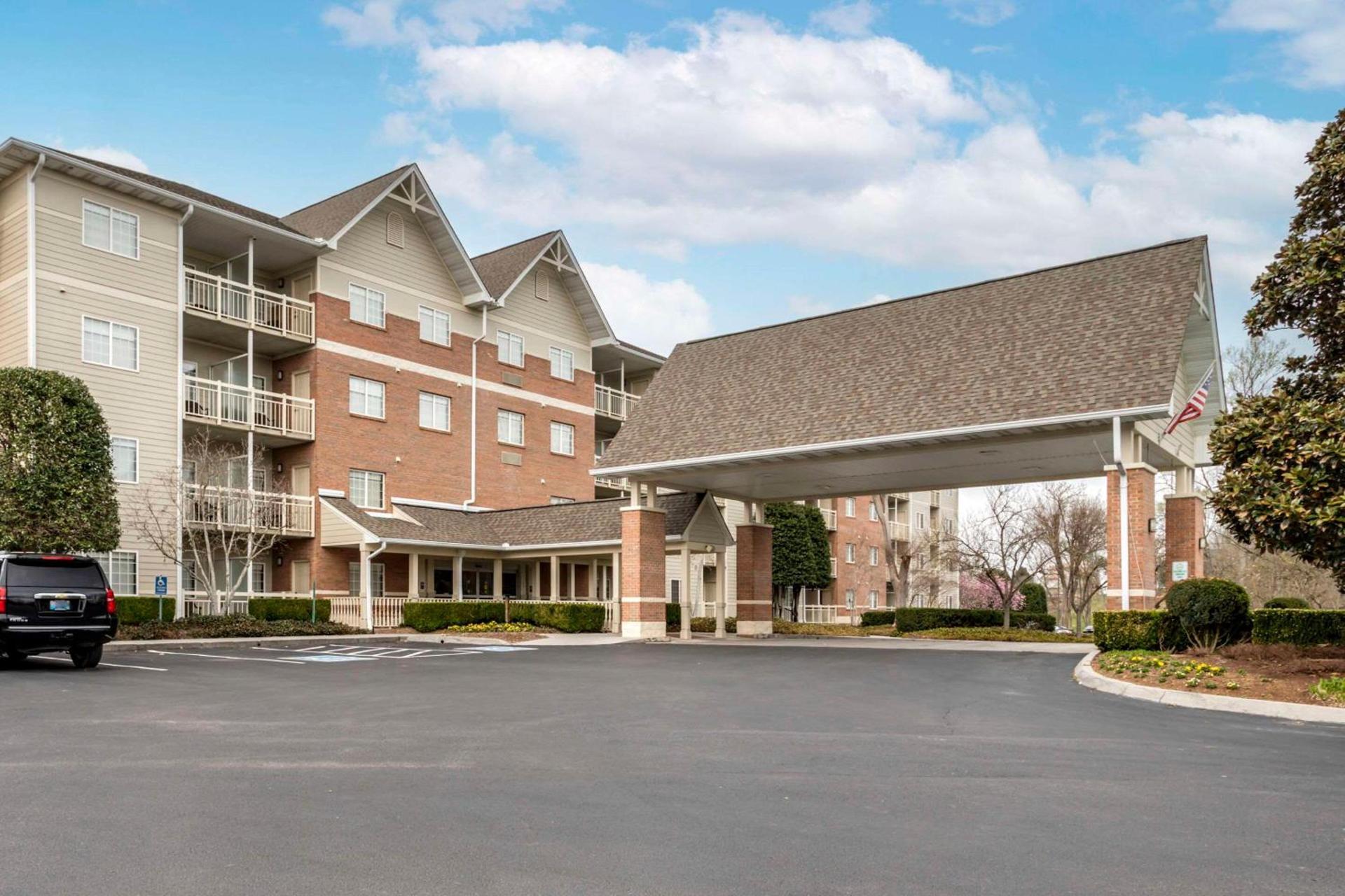 LeConte Hotel & Convention Center, an Ascend Collection Hotel photo 1