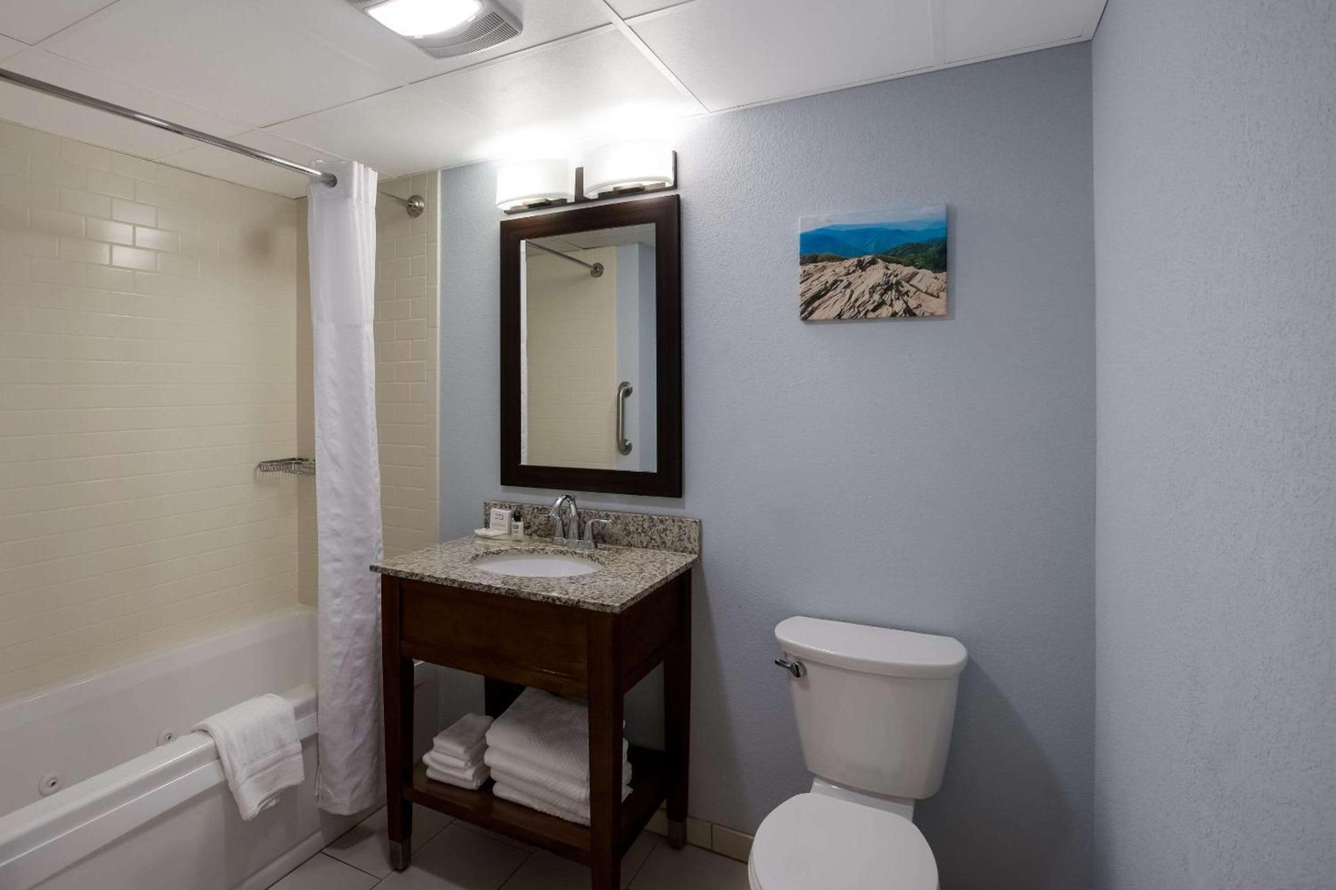 The Inn at Apple Valley, an Ascend Collection Hotel photo 31