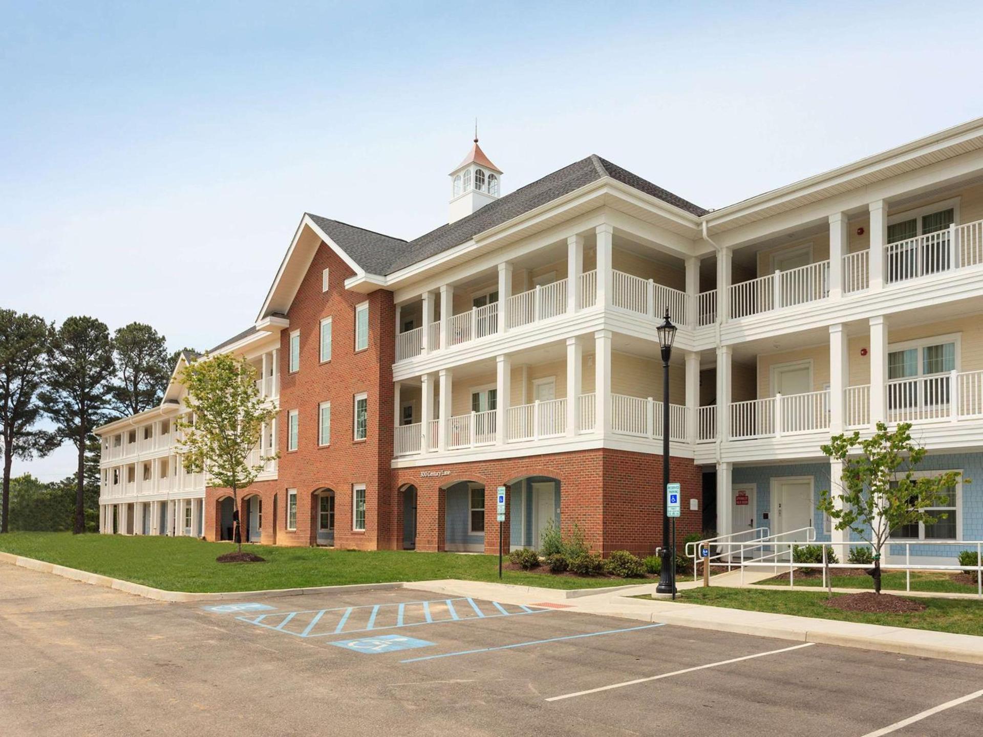 Bluegreen Vacations Parkside Williamsburg, an Ascend Collection Resort photo 2