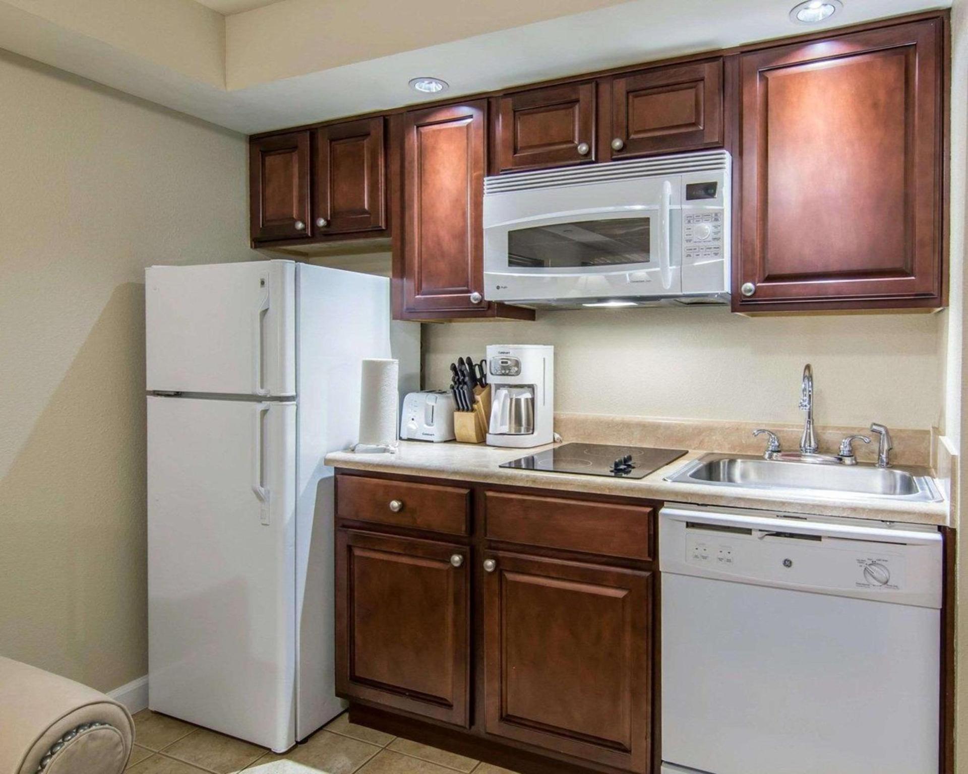 Bluegreen Vacations Patrick Henry Square, an Ascend Collection Resort photo 7