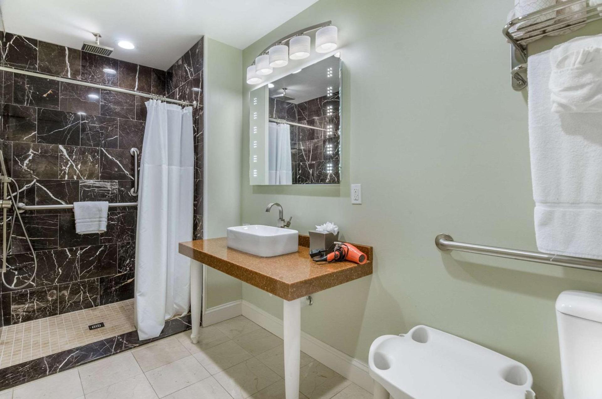 The Gin Hotel, an Ascend Collection Hotel photo 14