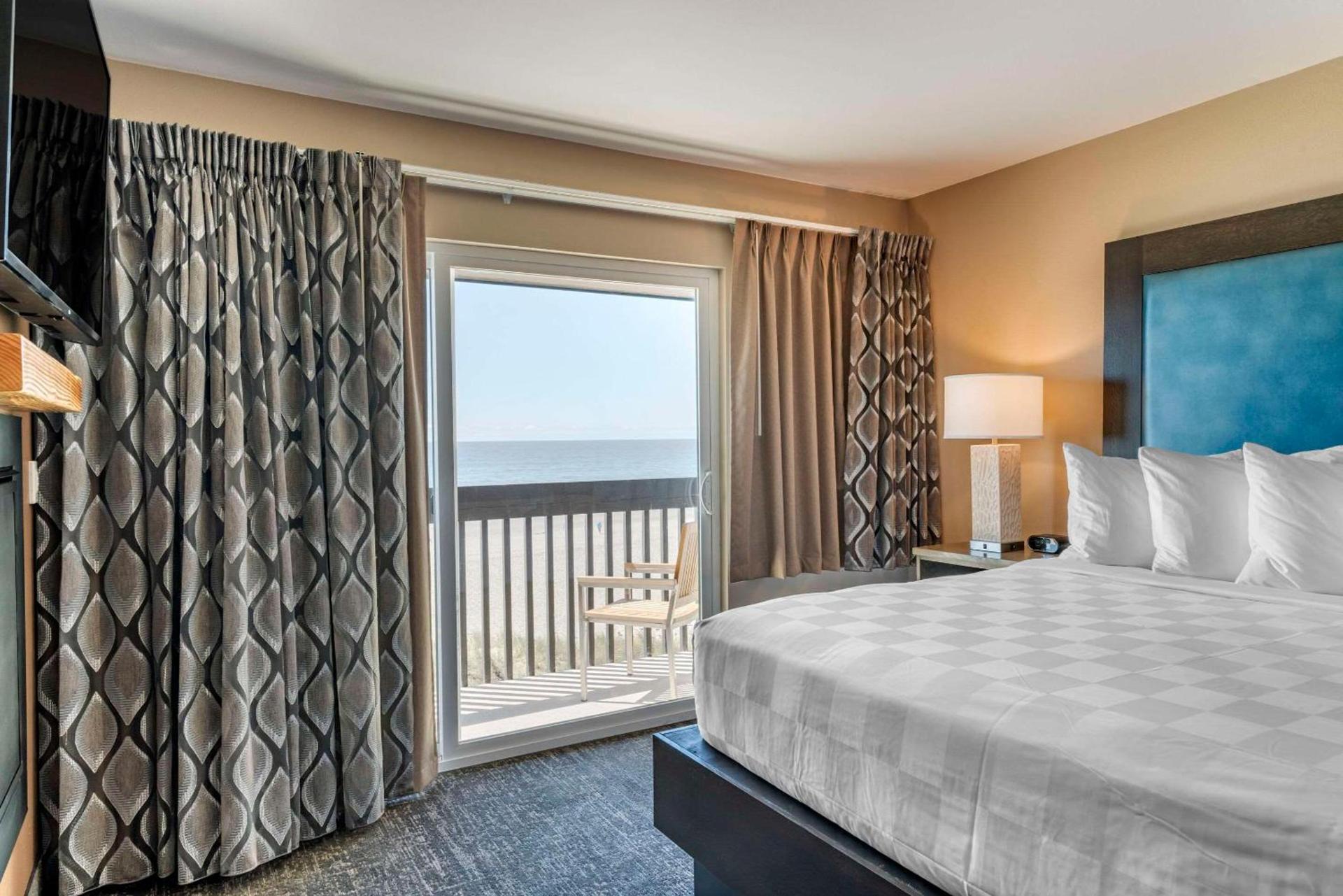 Lincoln Sands Oceanfront Resort, an Ascend Collection Hotel photo 13