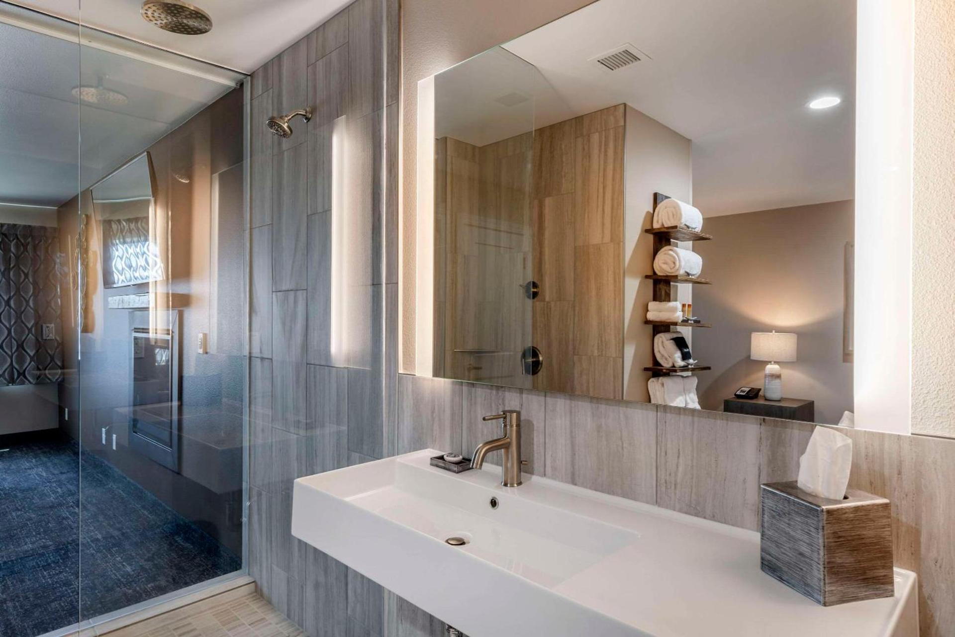Lincoln Sands Oceanfront Resort, an Ascend Collection Hotel photo 21