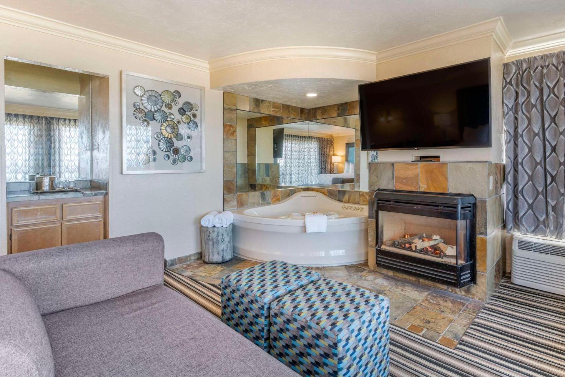 Lincoln Sands Oceanfront Resort, an Ascend Collection Hotel photo 24