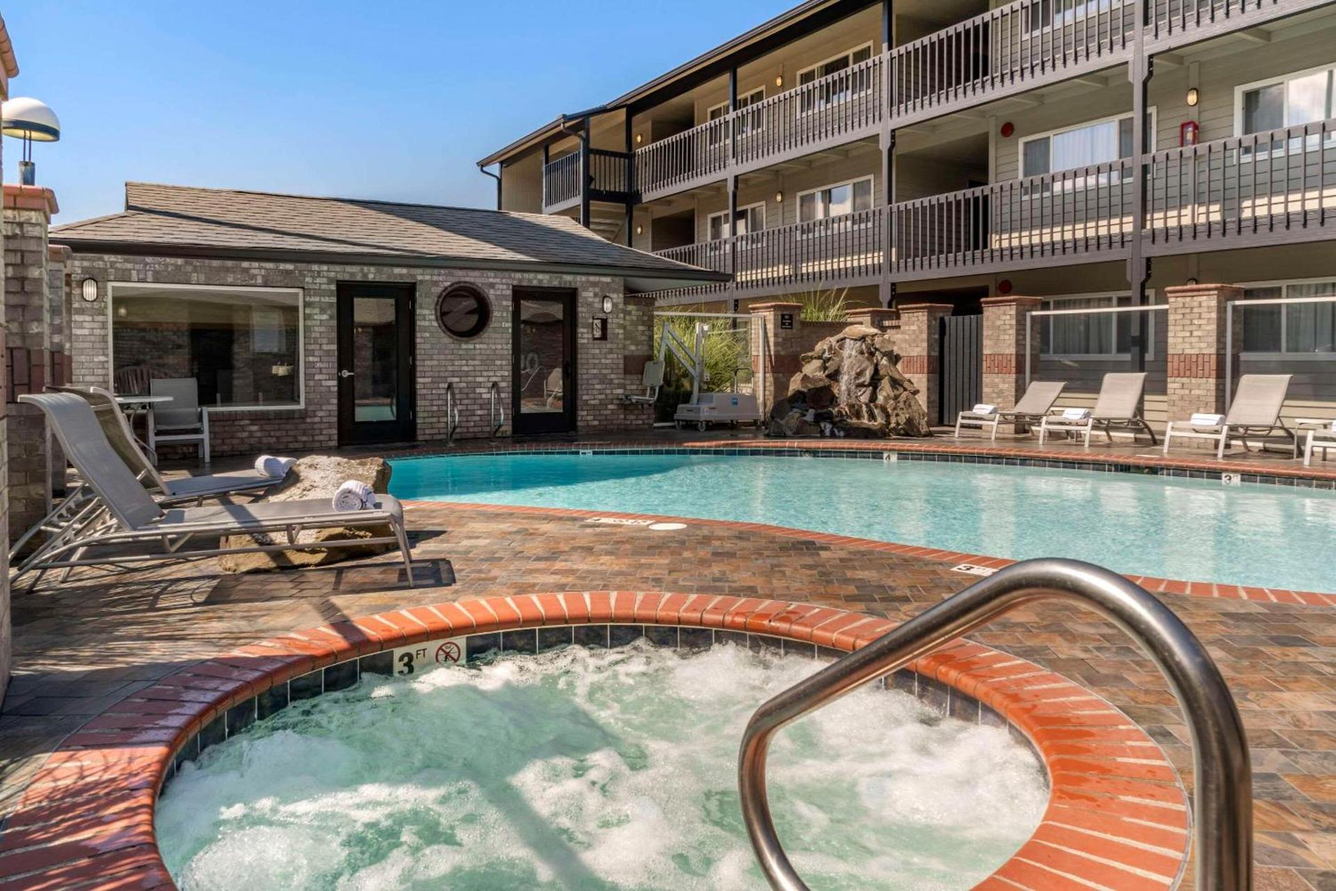 Lincoln Sands Oceanfront Resort, an Ascend Collection Hotel photo 41