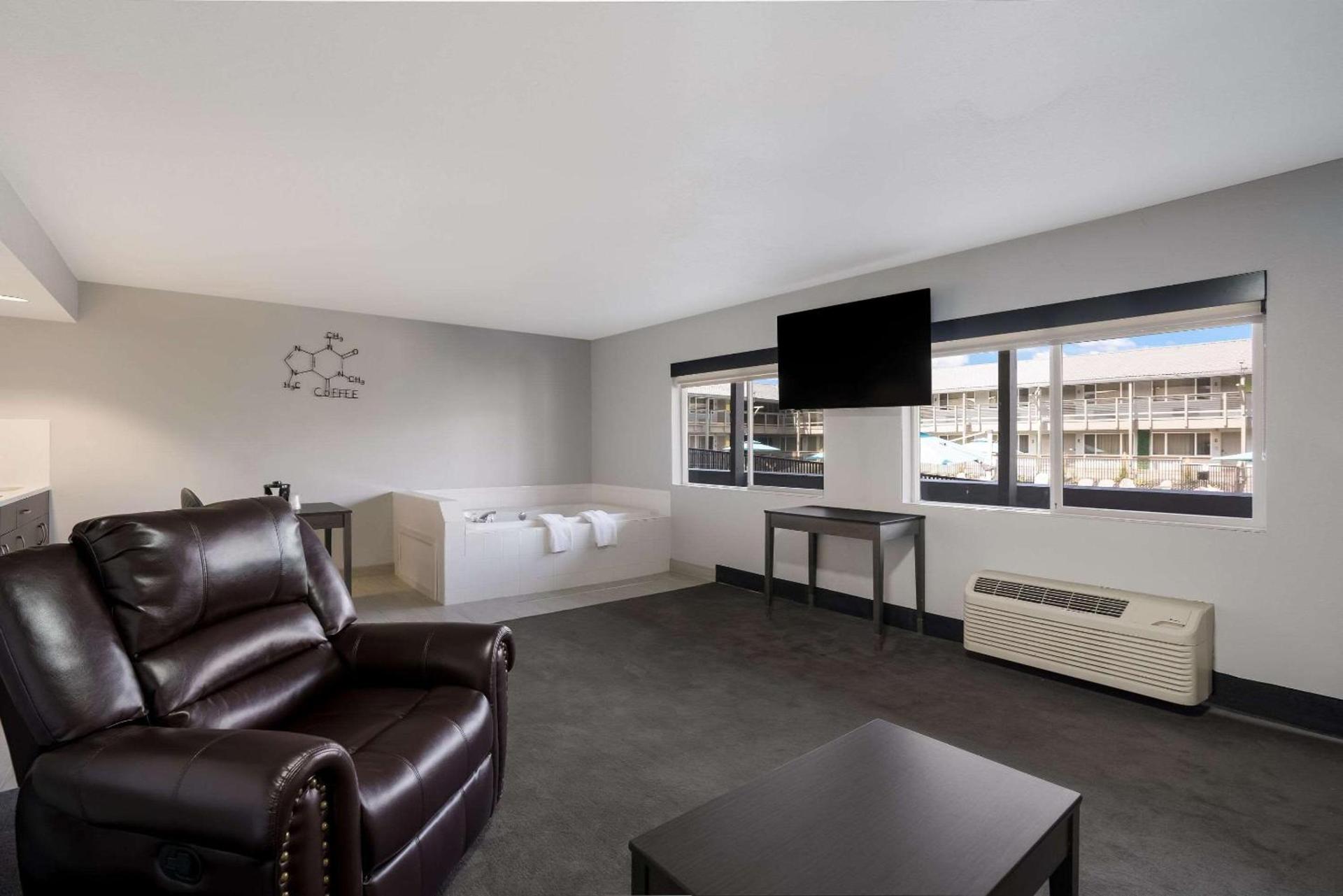 Richland Riverfront Hotel, an Ascend Collection Hotel photo 40