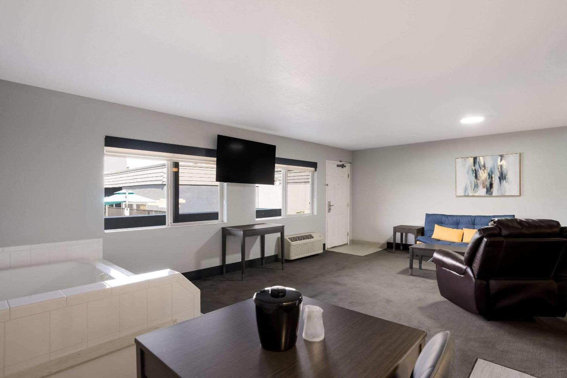 Richland Riverfront Hotel, an Ascend Collection Hotel photo 41