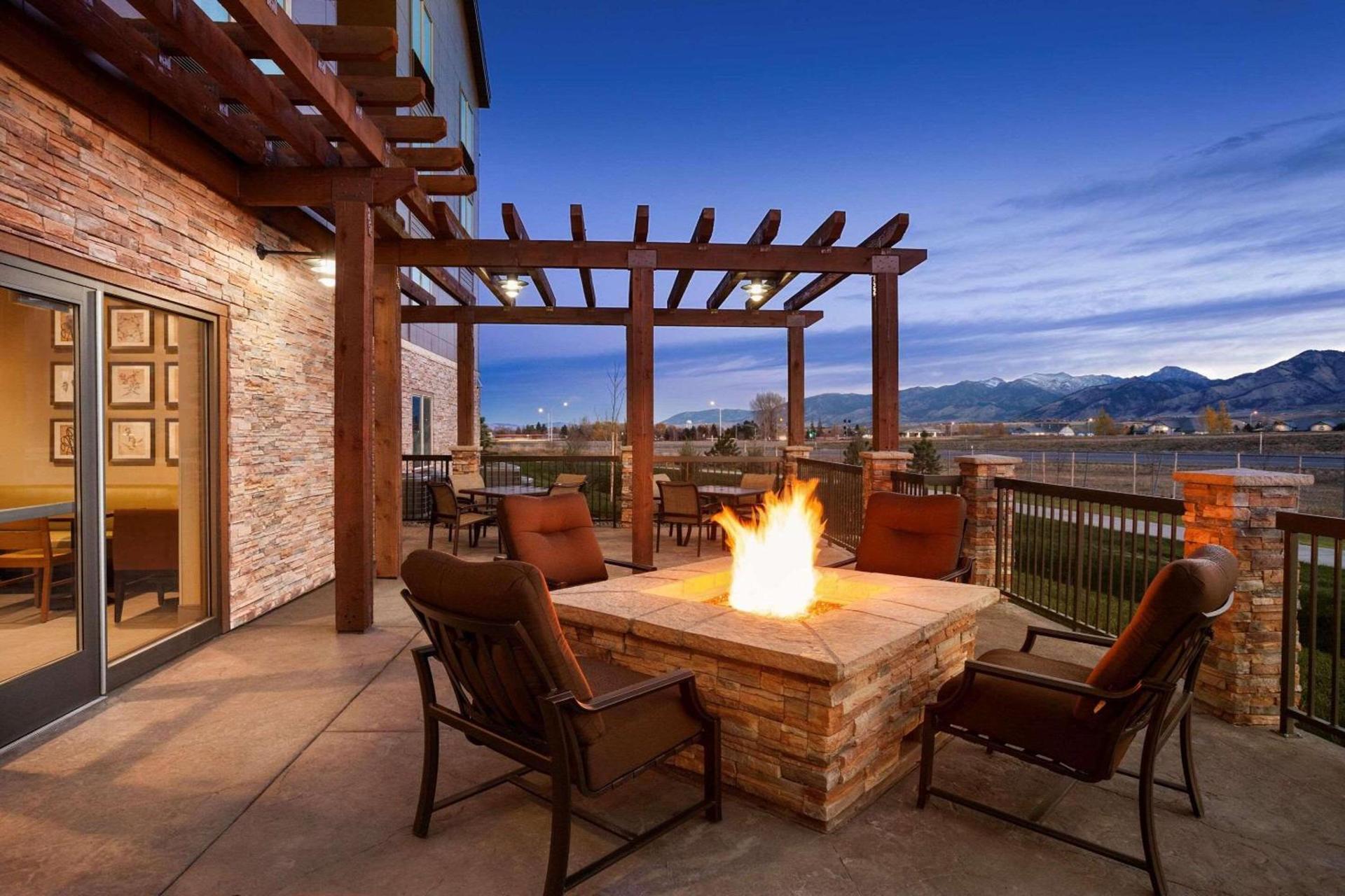 Country Inn & Suites by Radisson, Bozeman, MT photo 4