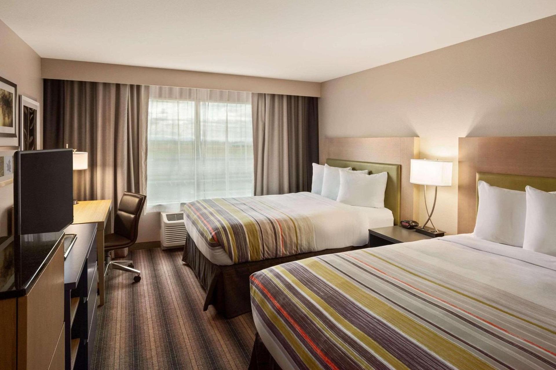 Country Inn & Suites by Radisson, Bozeman, MT photo 40
