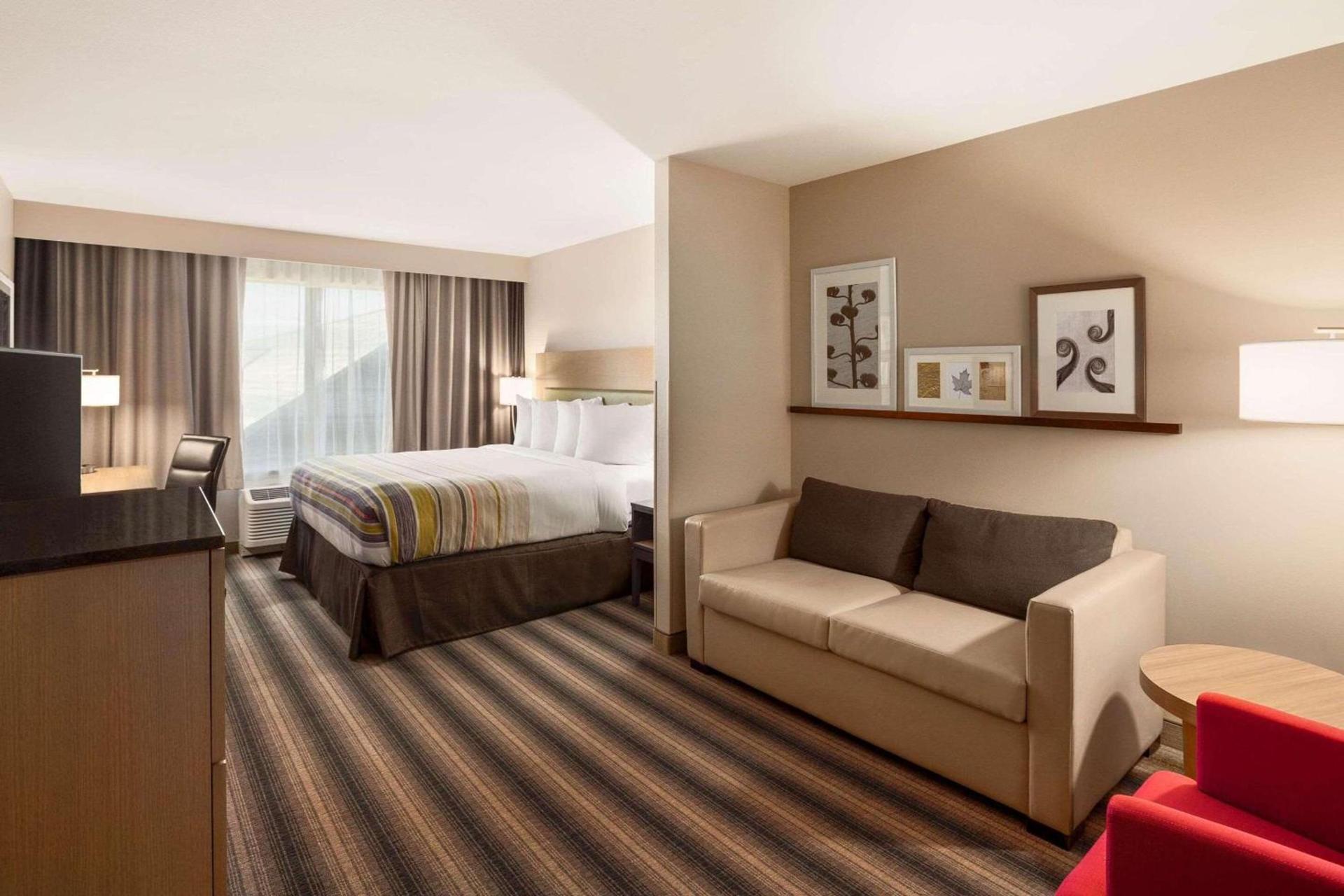 Country Inn & Suites by Radisson, Bozeman, MT photo 38