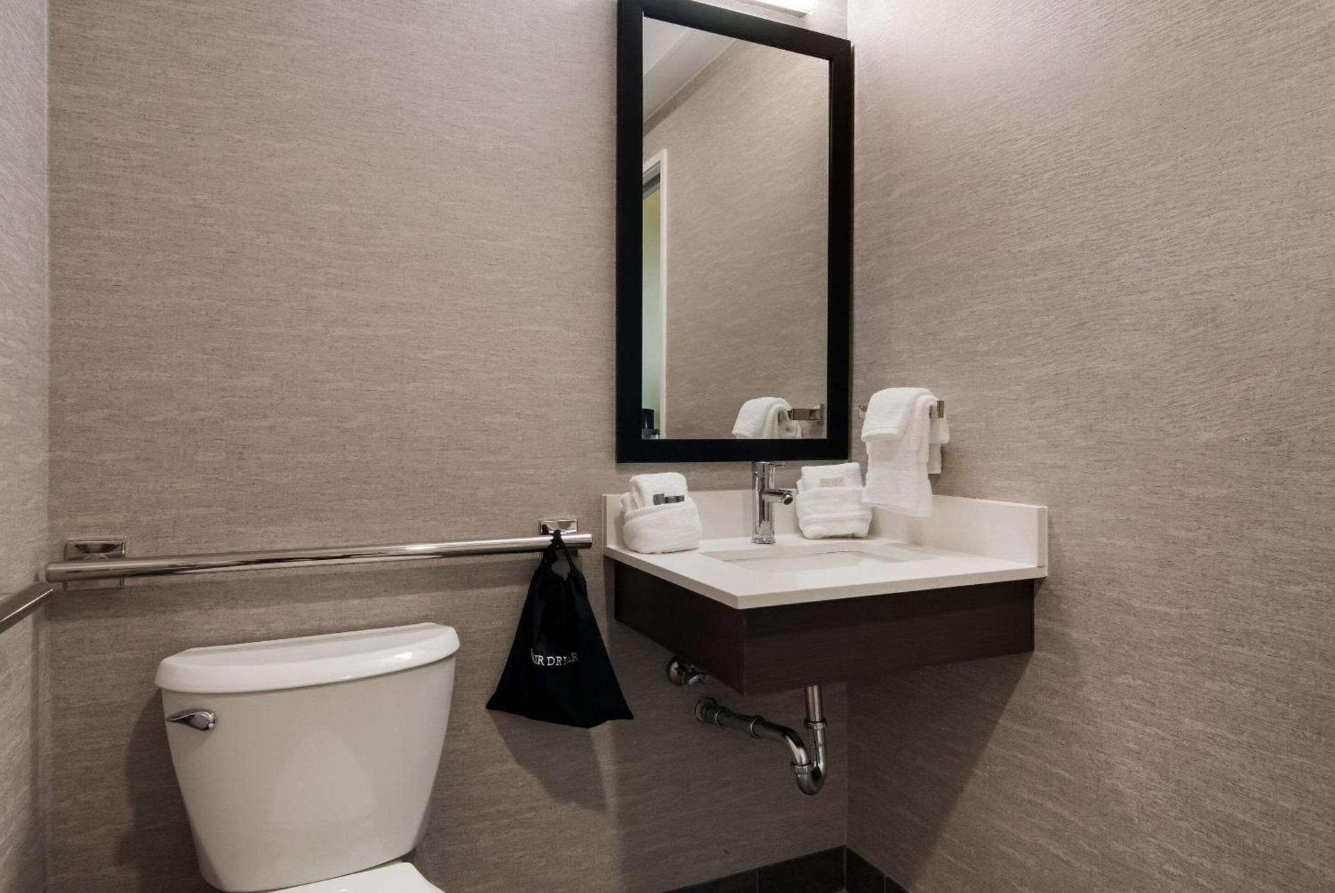 The Inn on Maritime Bay, an Ascend Collection Hotel photo 22