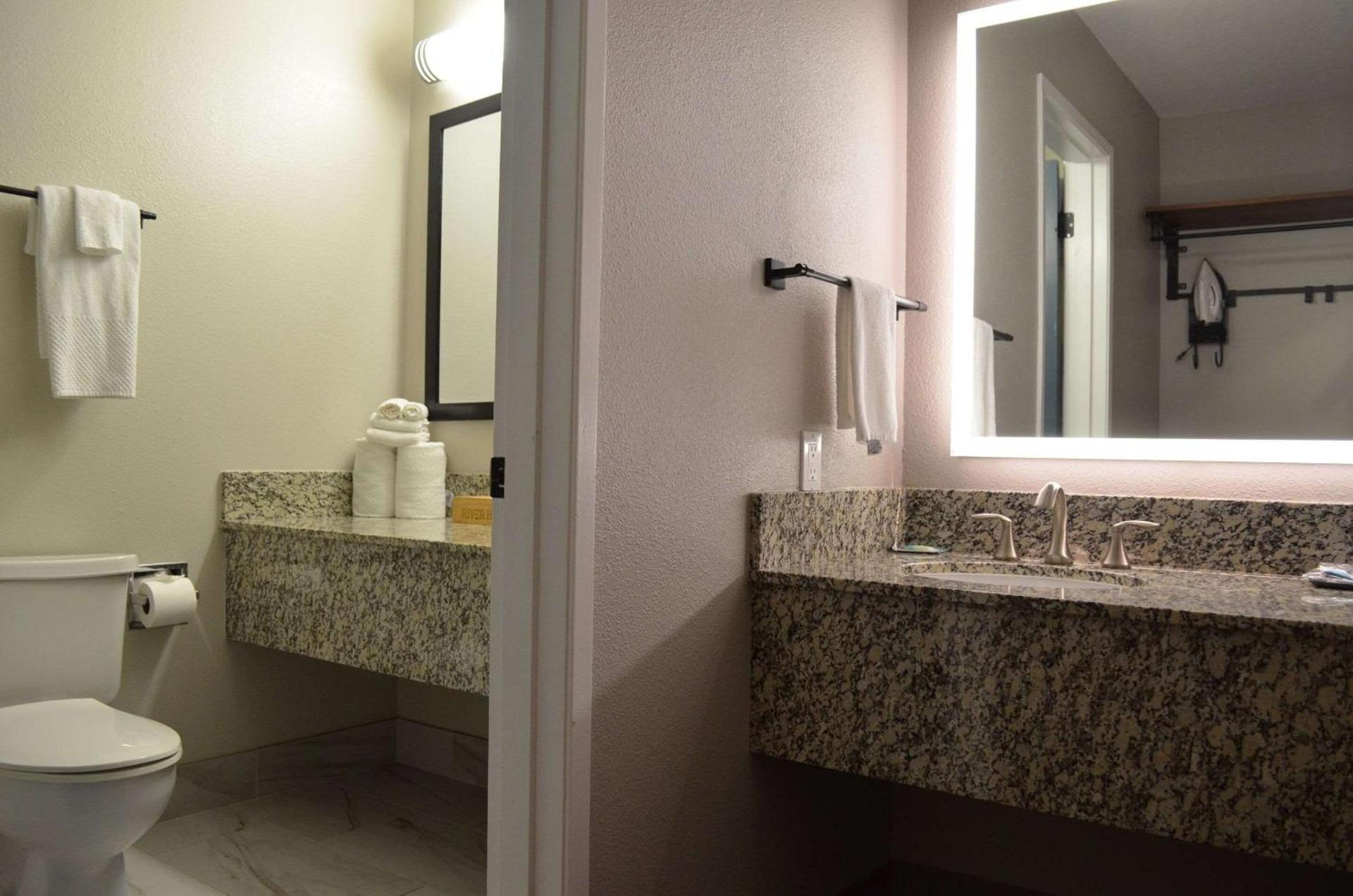 Columbia River Hotel and Conference Center, an Ascend Collection Hotel photo 21