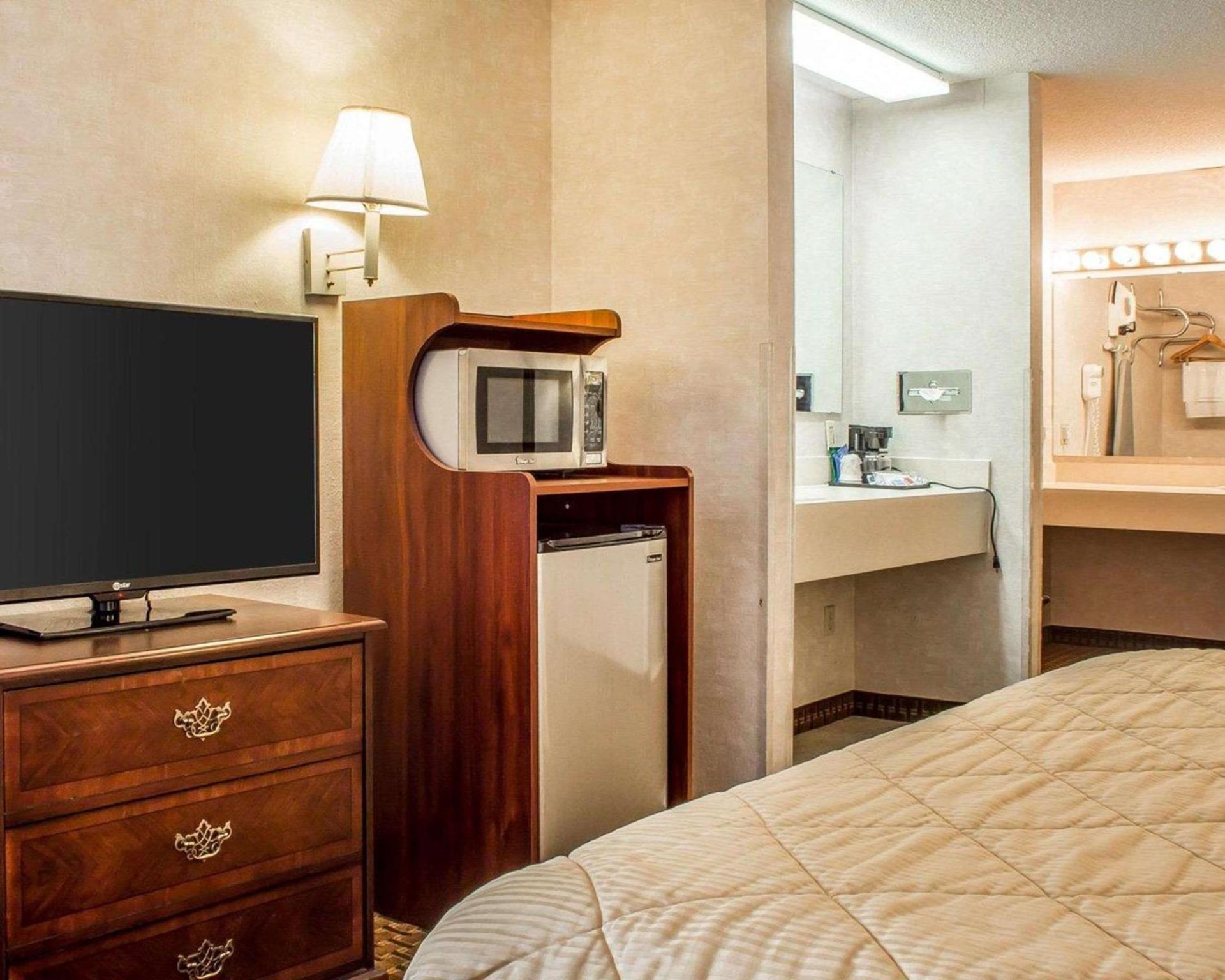 Quality Inn & Suites Yuma photo 26