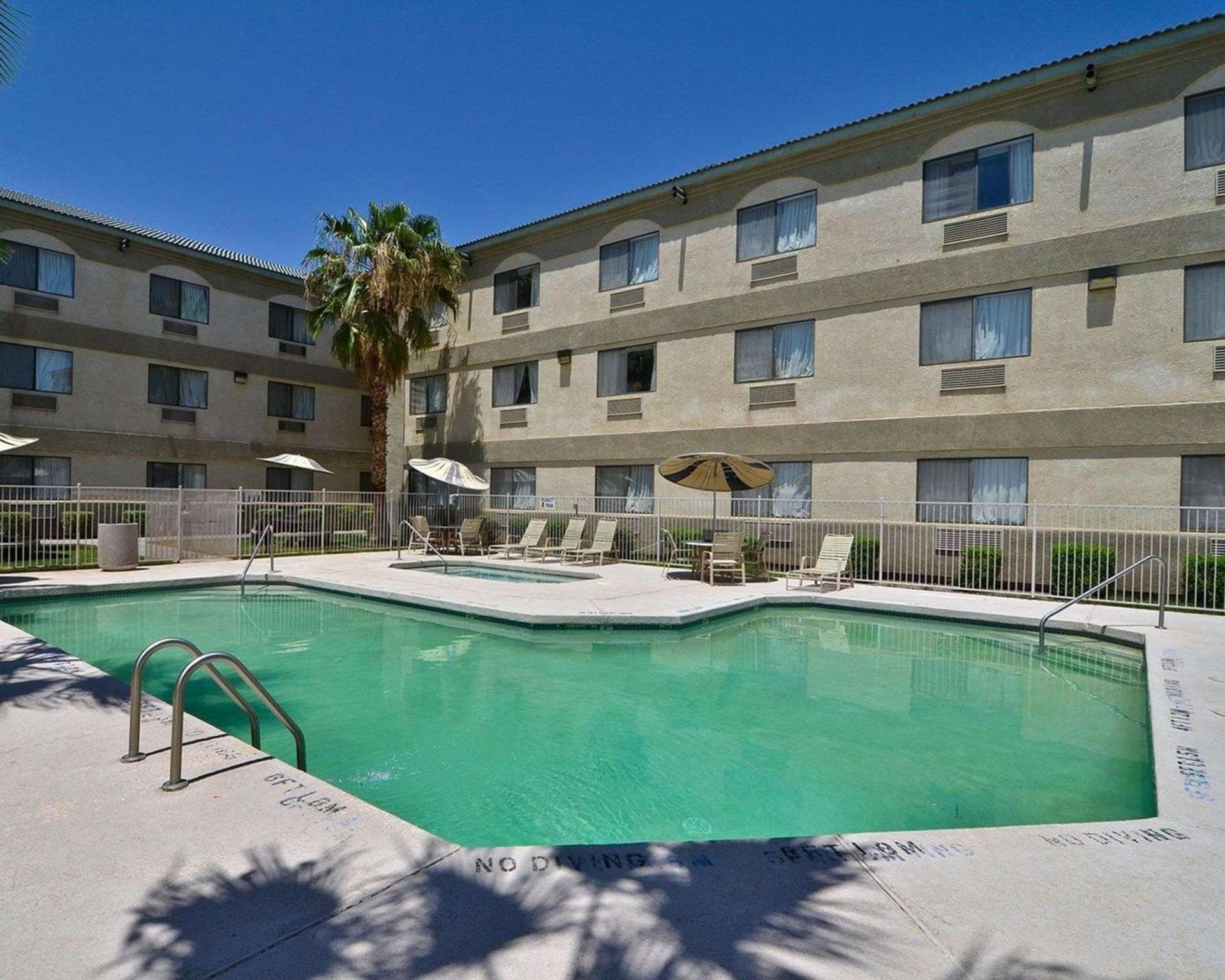 Quality Inn & Suites Yuma photo 33