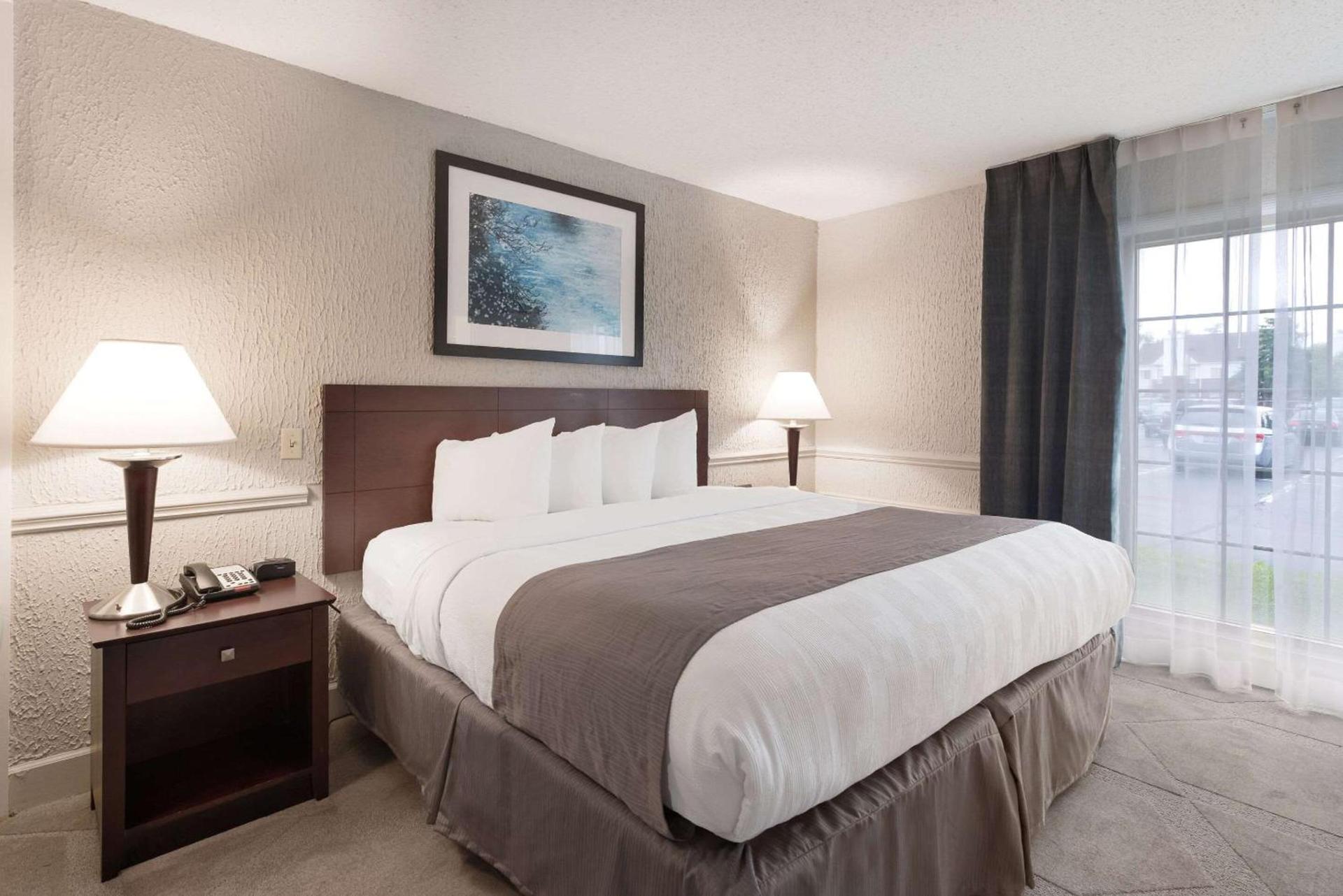 The Blu Hotel Blue Ash Cincinnati, an Ascend Collection Hotel photo 27