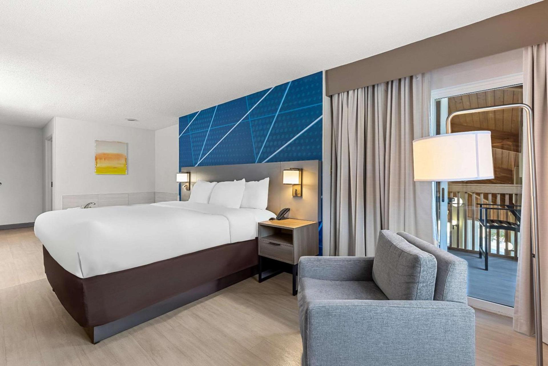 Comfort Inn Painesville - Concord photo 13
