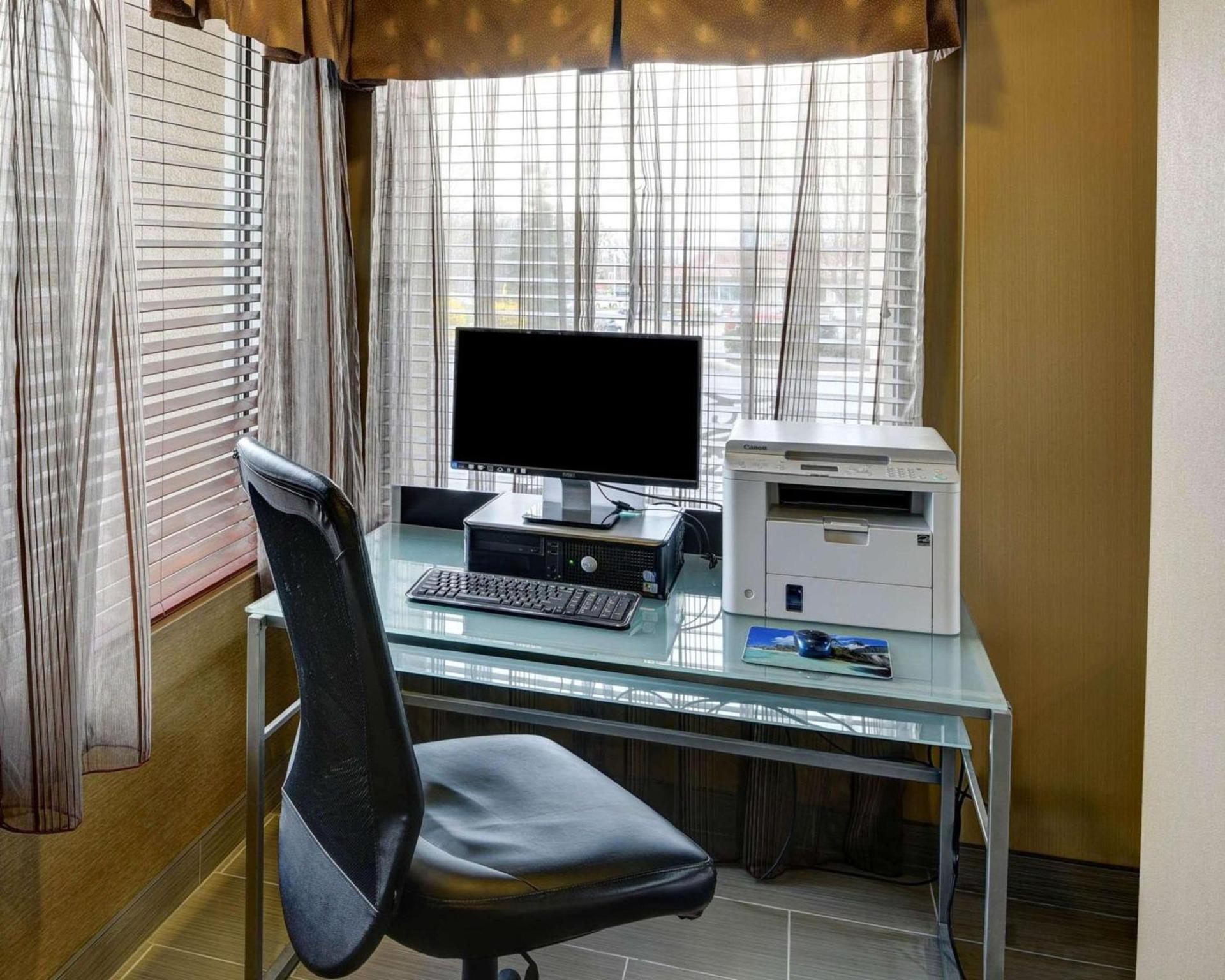 Comfort Inn Painesville - Concord photo 42