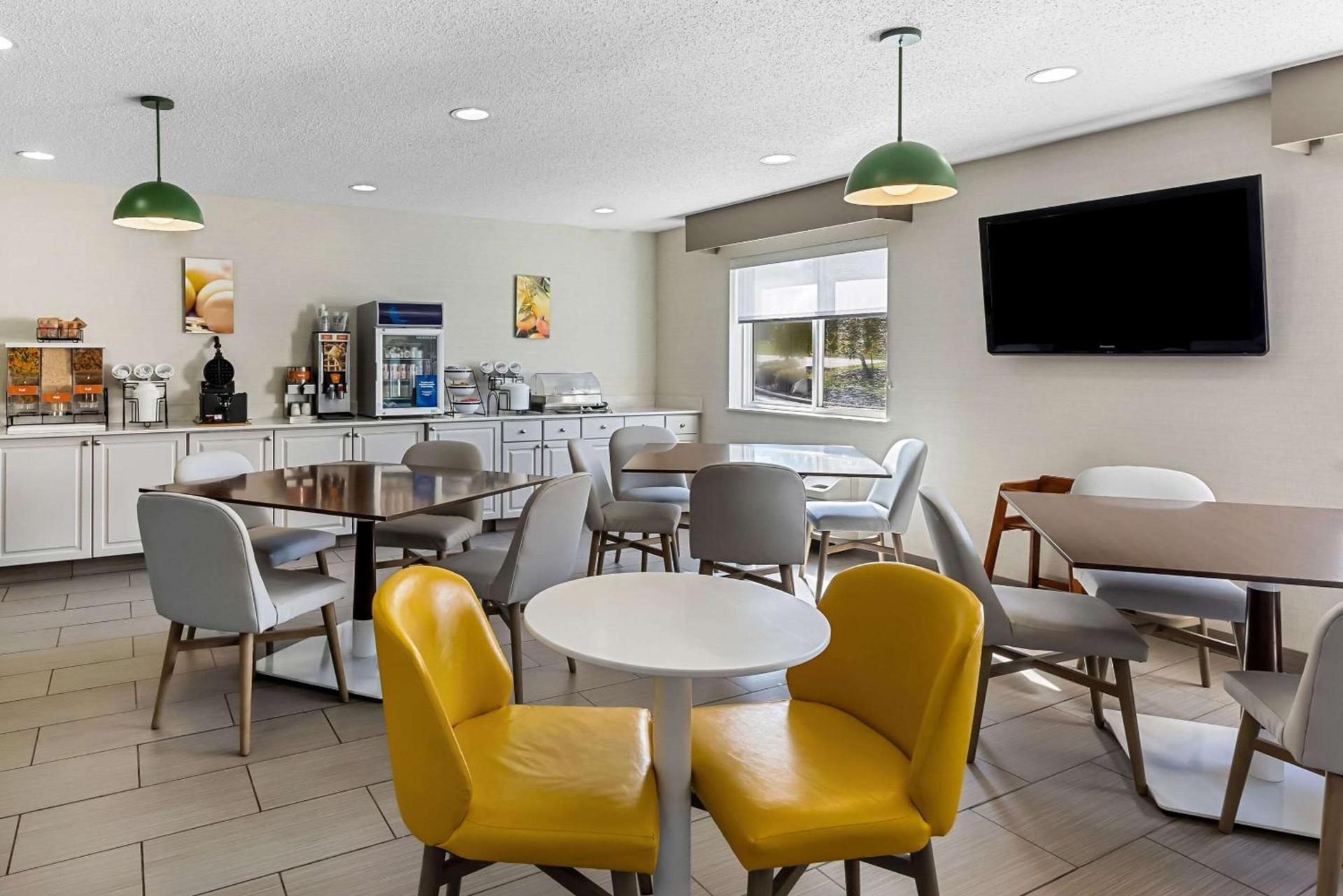 Comfort Inn Painesville - Concord photo 44