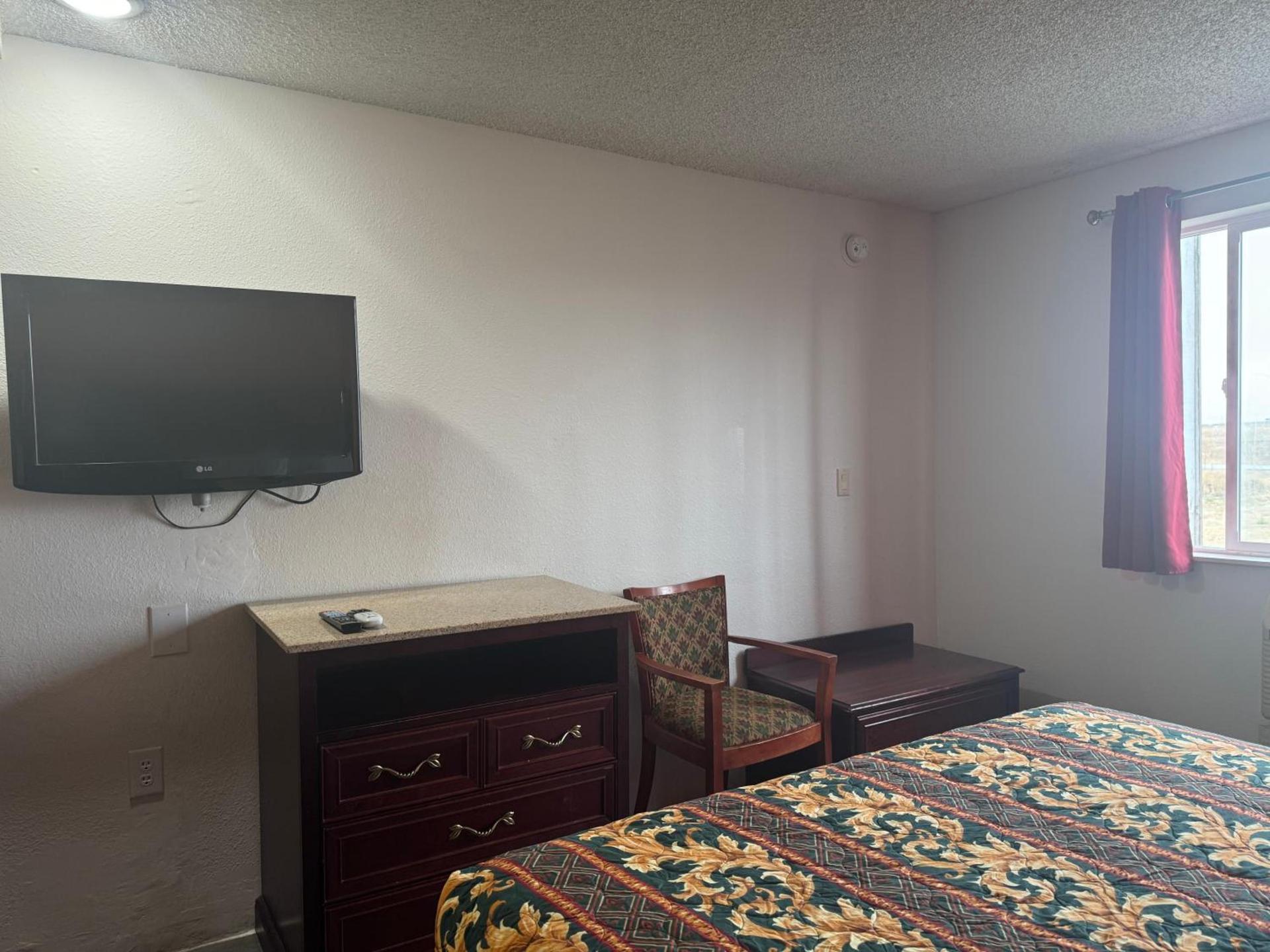 Nampa Inn & Suites photo 6