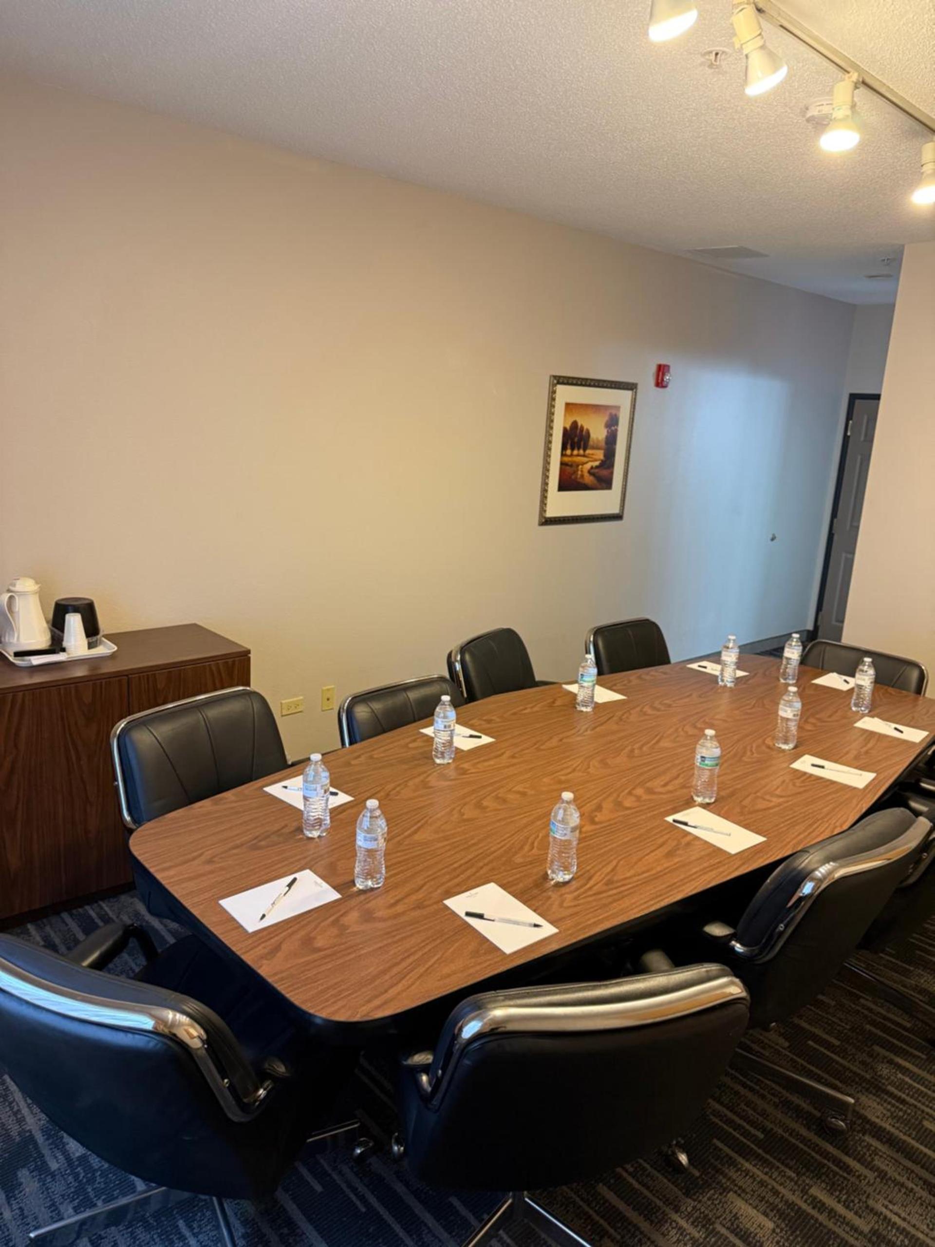 Country Inn & Suites by Radisson, Elgin, IL photo 15