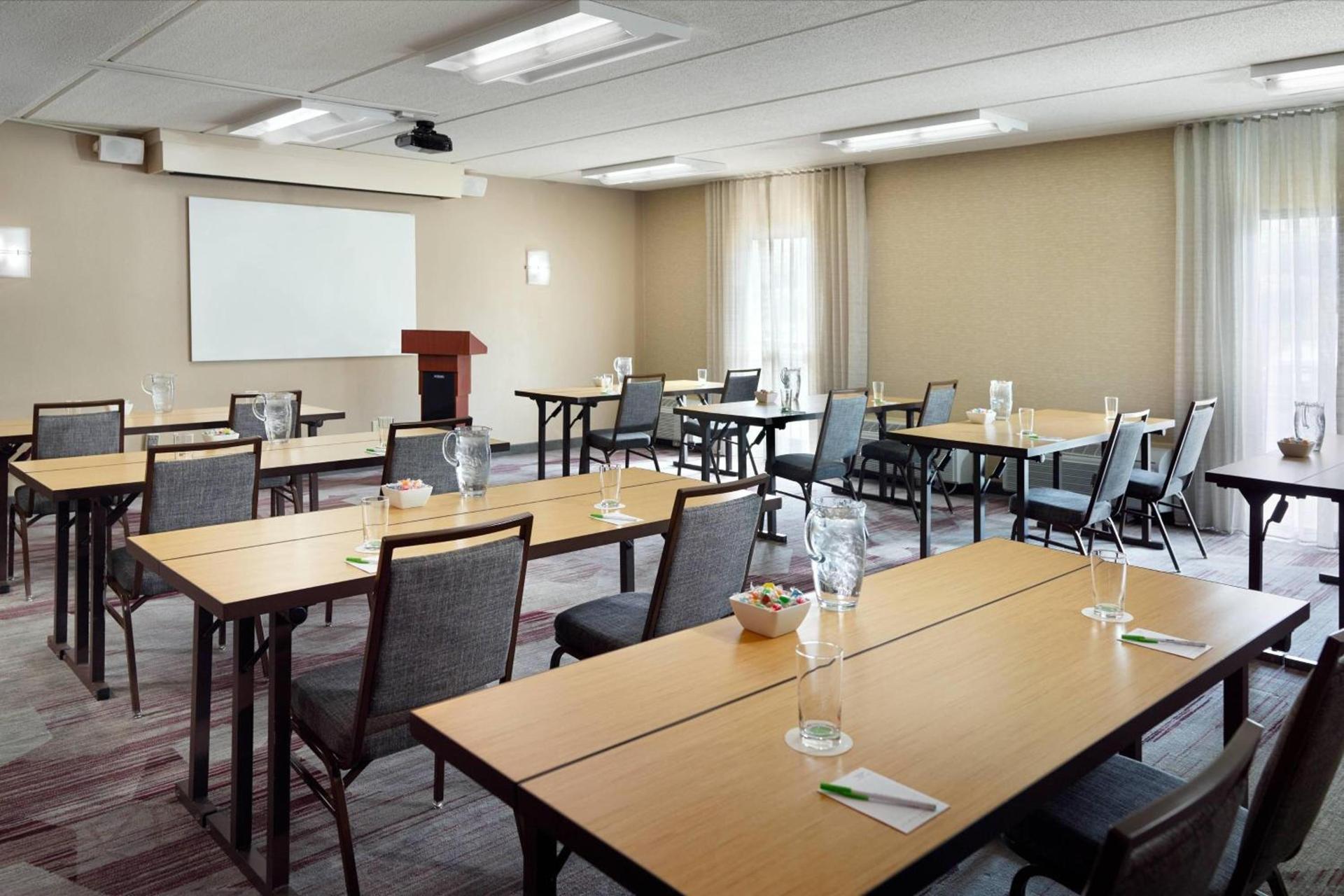 Courtyard by Marriott Raleigh Midtown photo 21