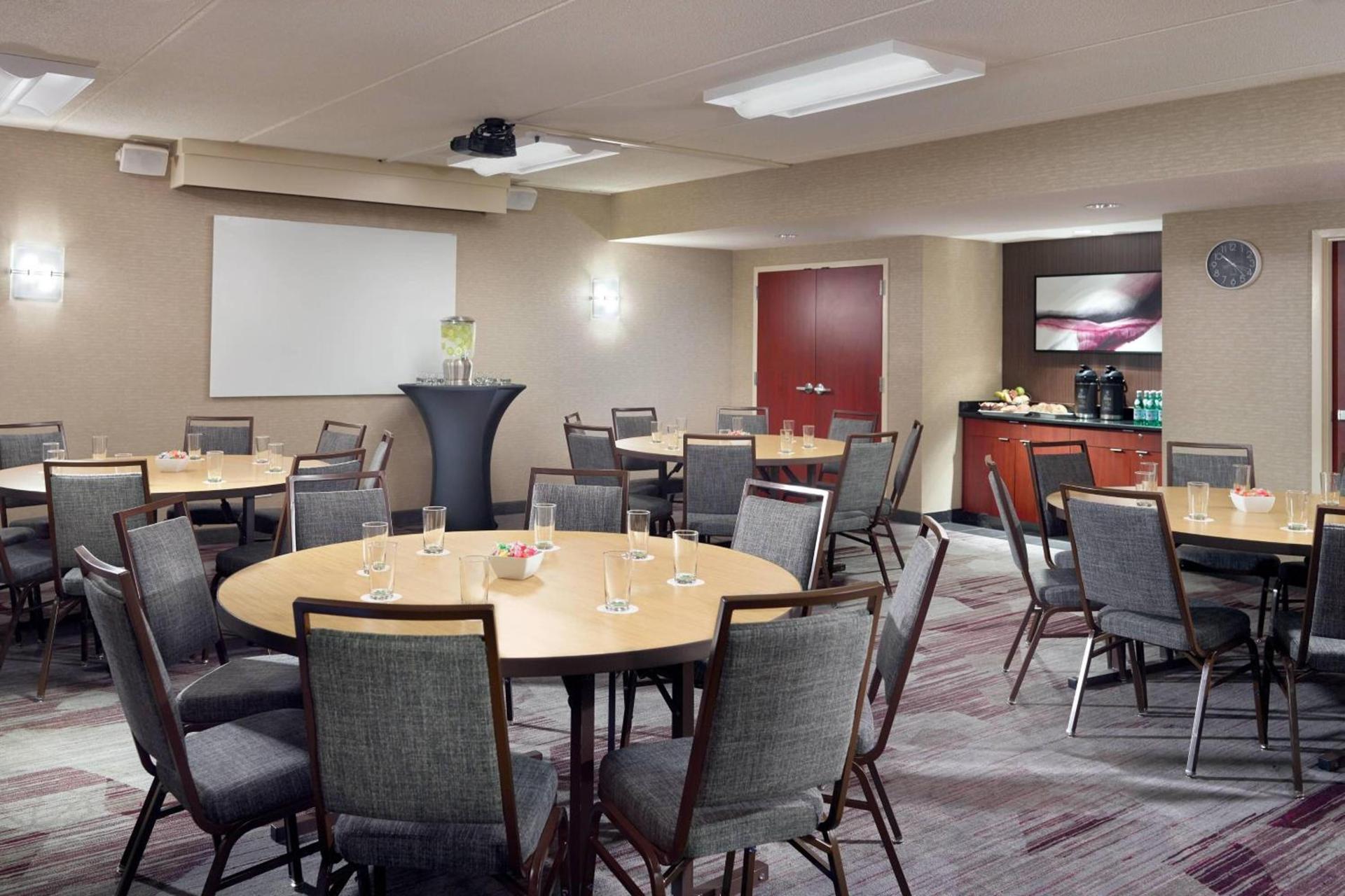 Courtyard by Marriott Raleigh Midtown photo 22