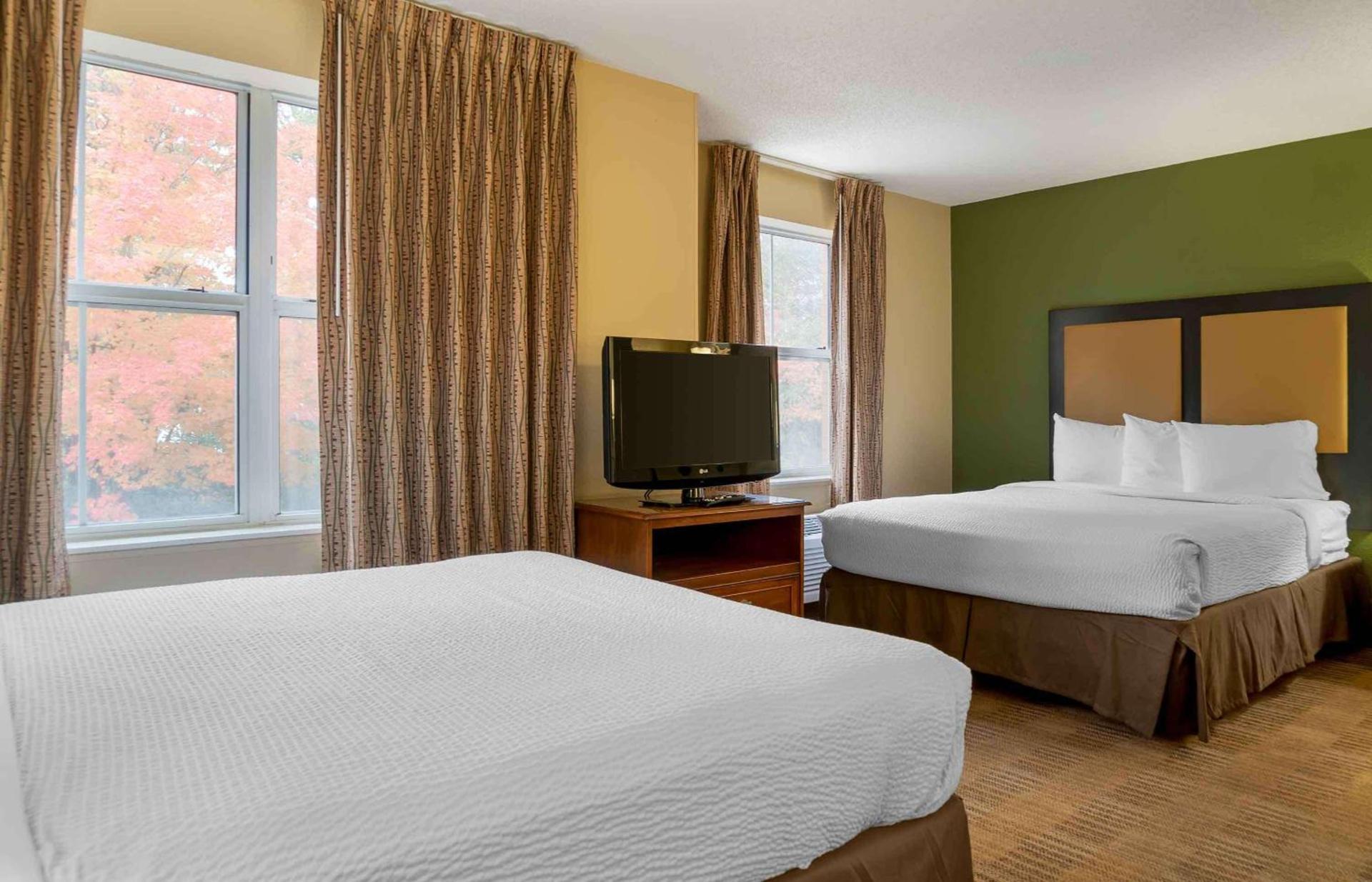 Extended Stay America Suites - Detroit - Novi - Orchard Hill Place photo 9