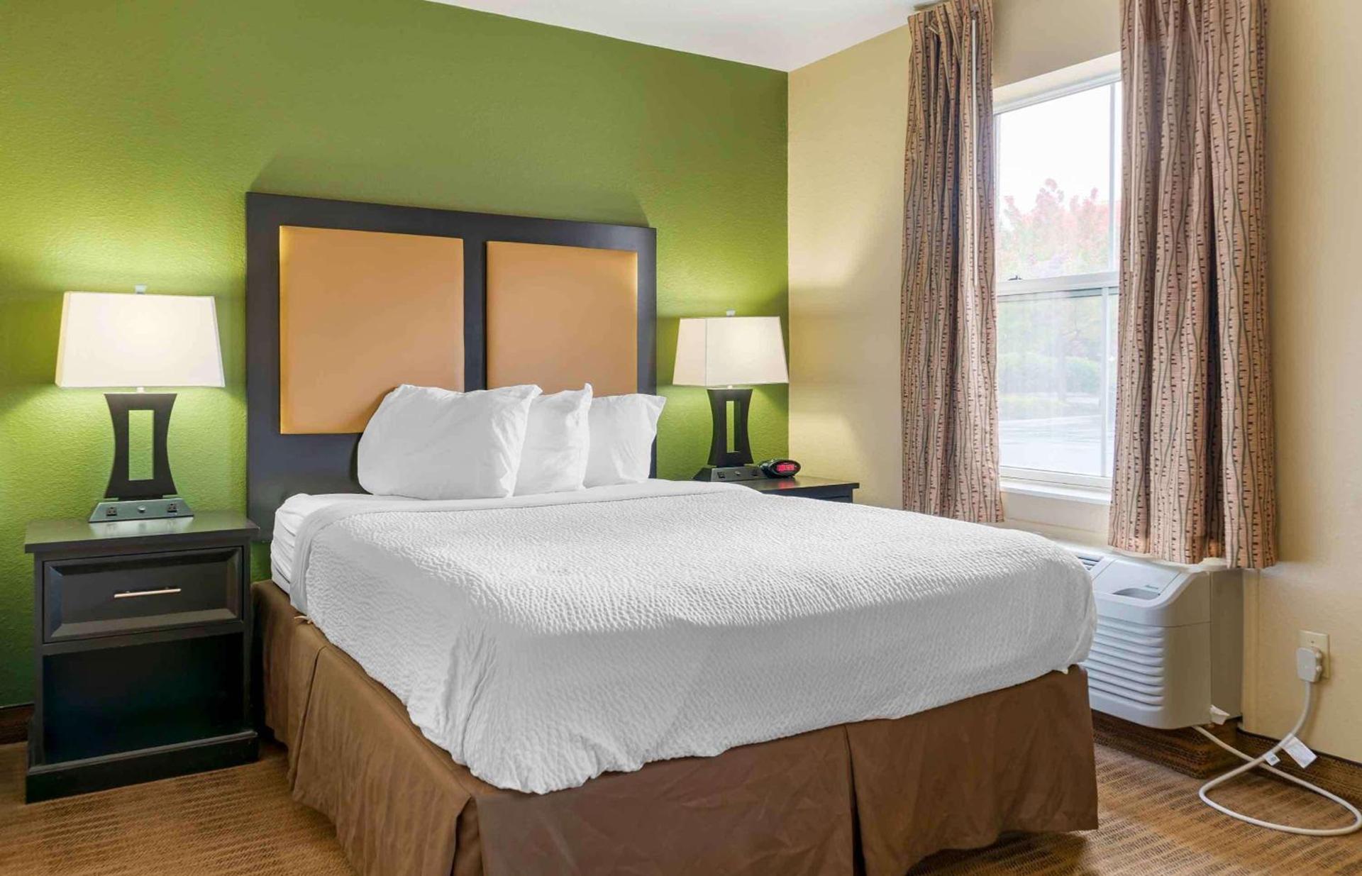 Extended Stay America Suites - Detroit - Novi - Orchard Hill Place photo 14