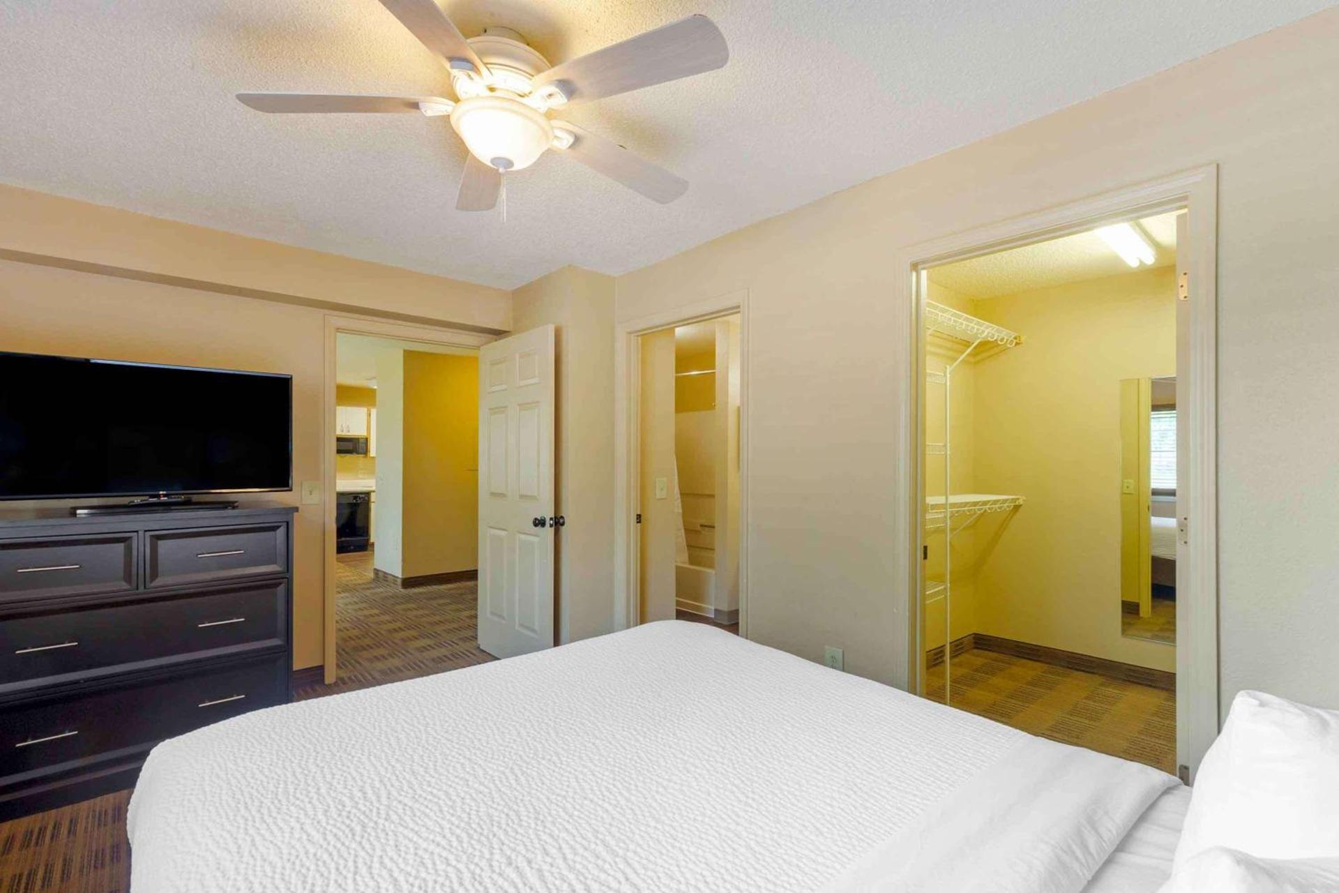Extended Stay America Suites - Phoenix - Airport - Tempe photo 32