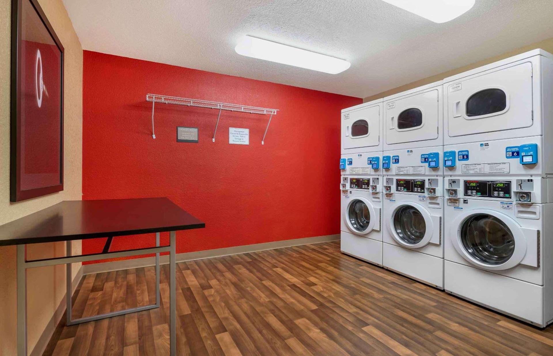 Extended Stay America Suites - Indianapolis - West 86th St photo 30