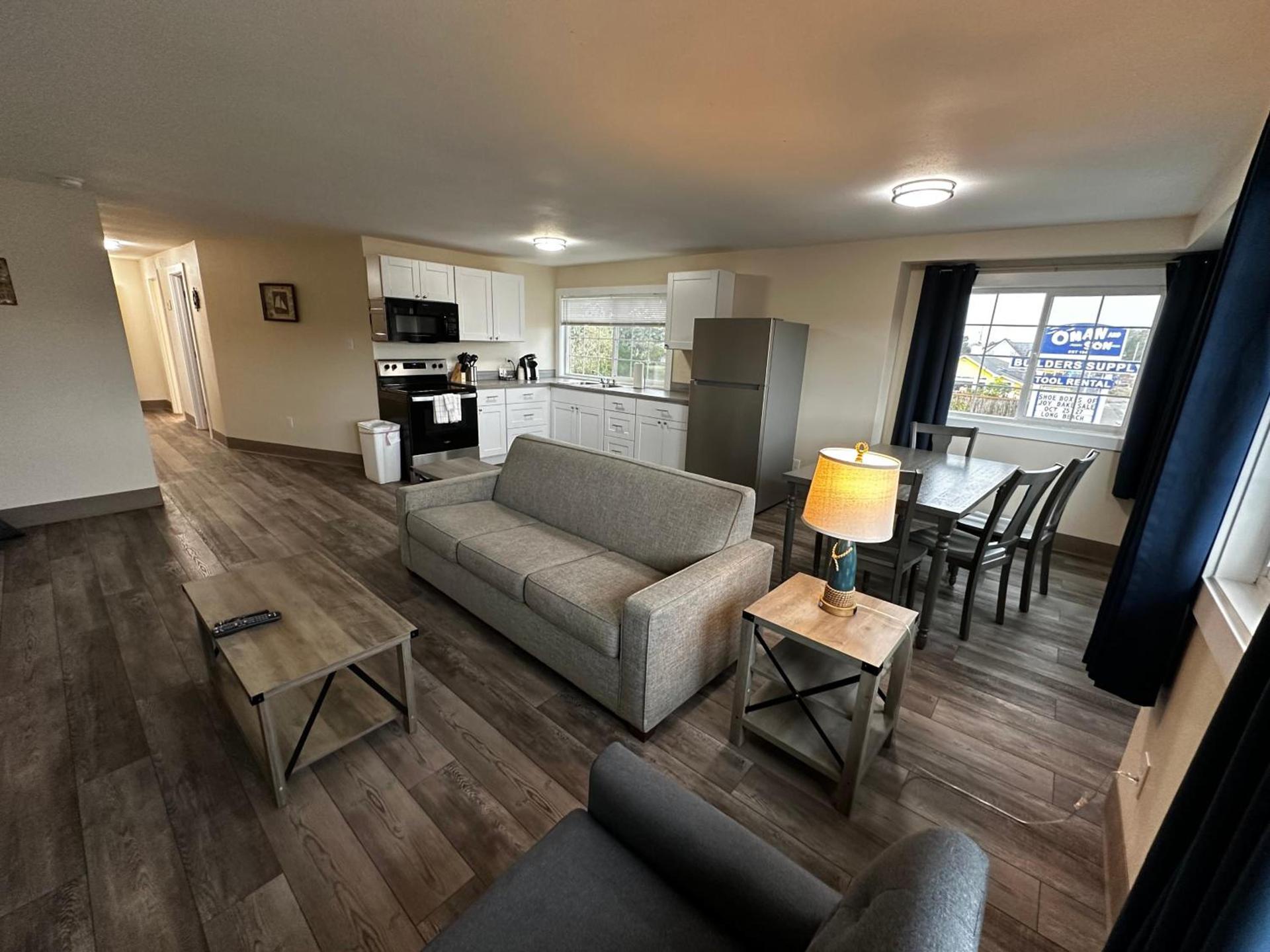 Coastal Inn and Suites photo 54