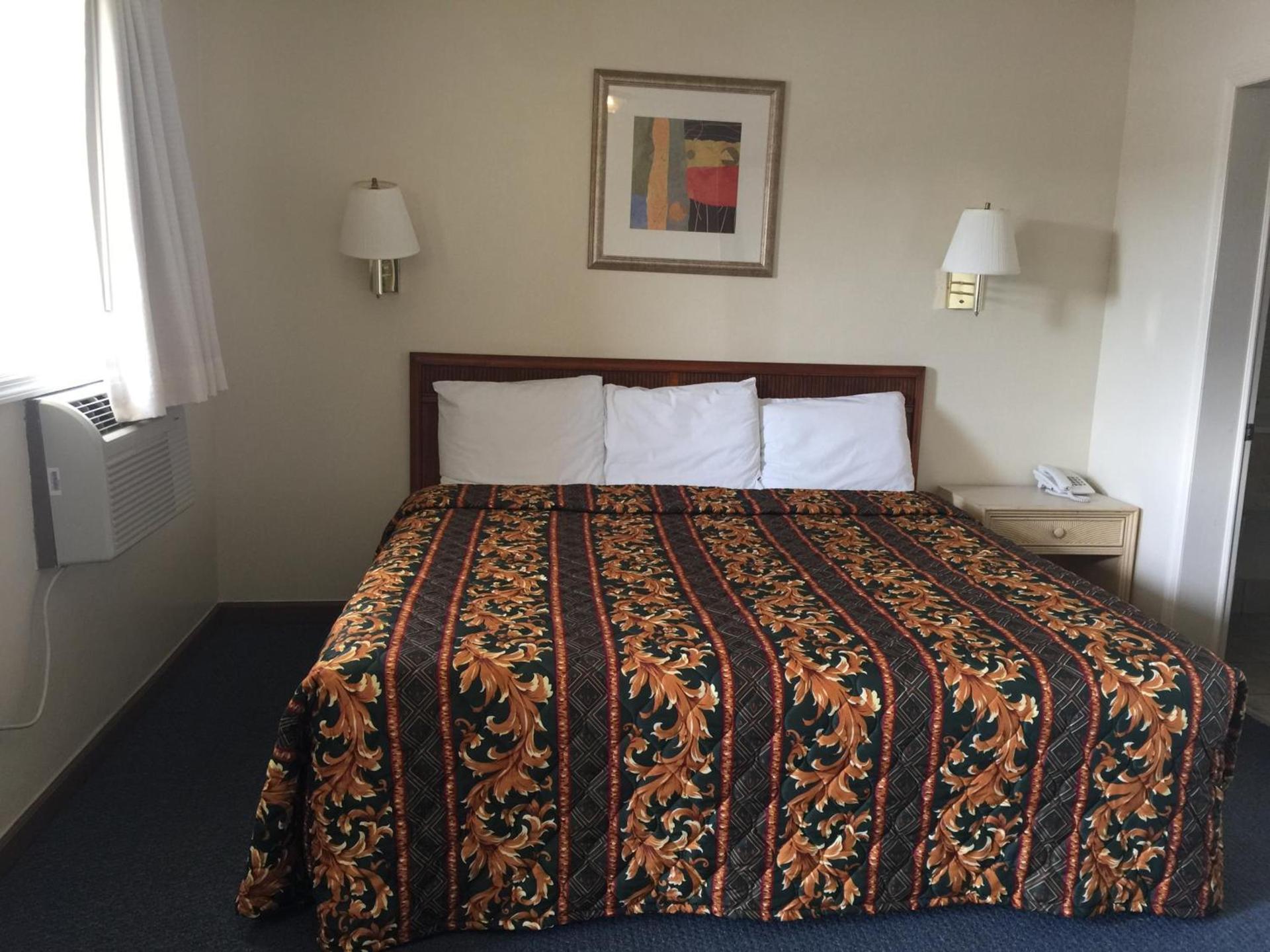 Coastal Motel photo 13