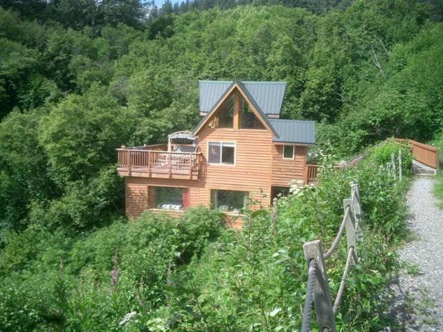 Alaska Adventure Cabins photo 43