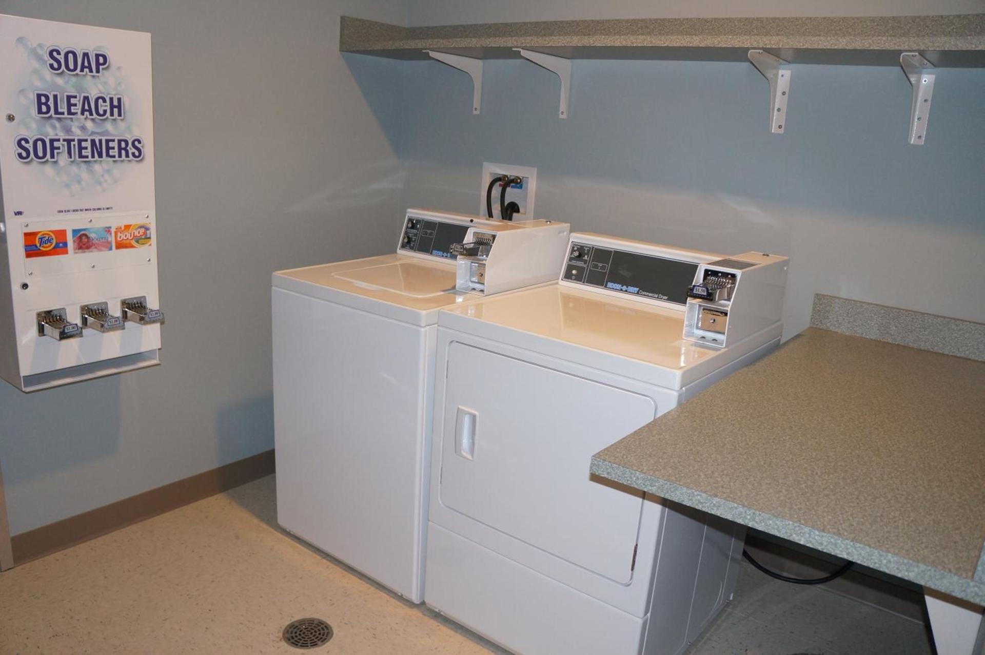 AmericInn by Wyndham Sibley photo 17