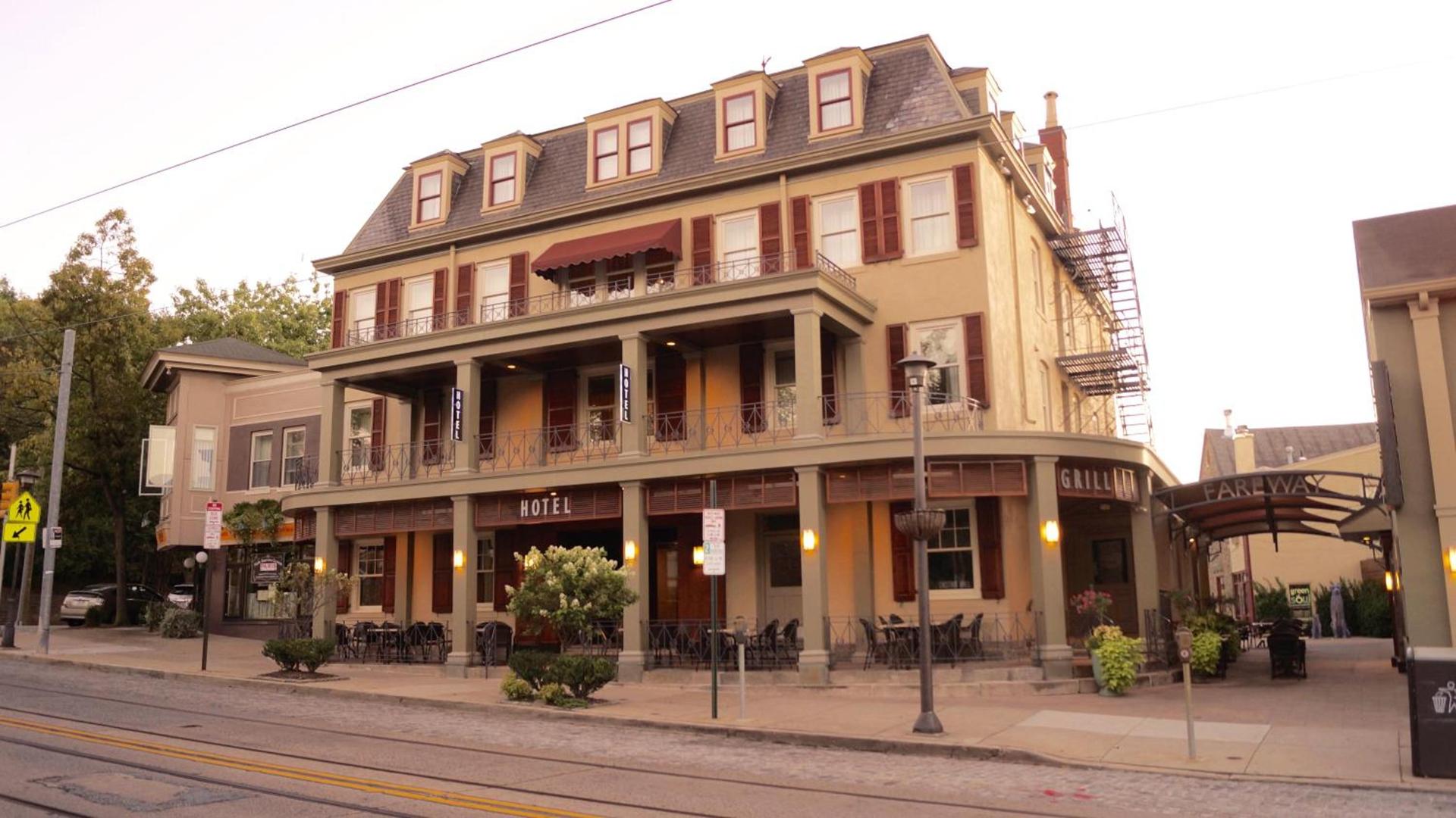 Chestnut Hill Hotel photo 1