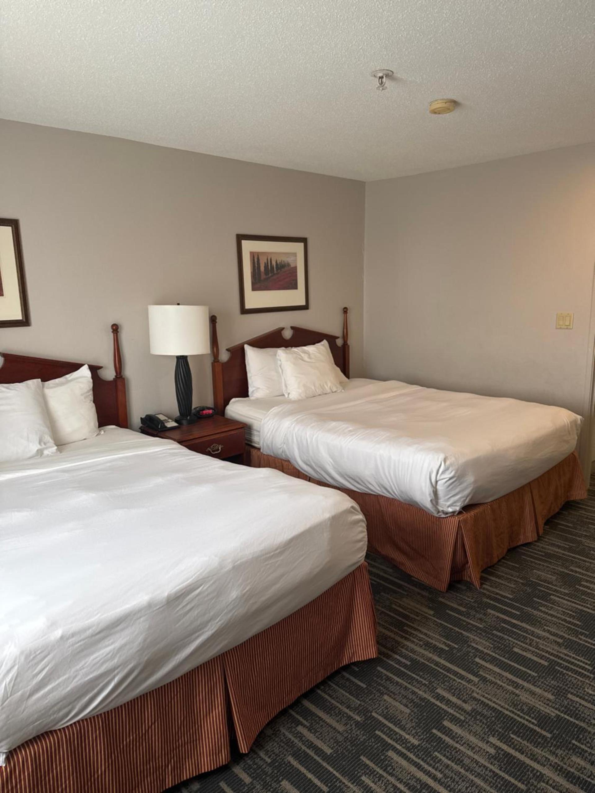 Country Inn & Suites by Radisson, Elgin, IL photo 41