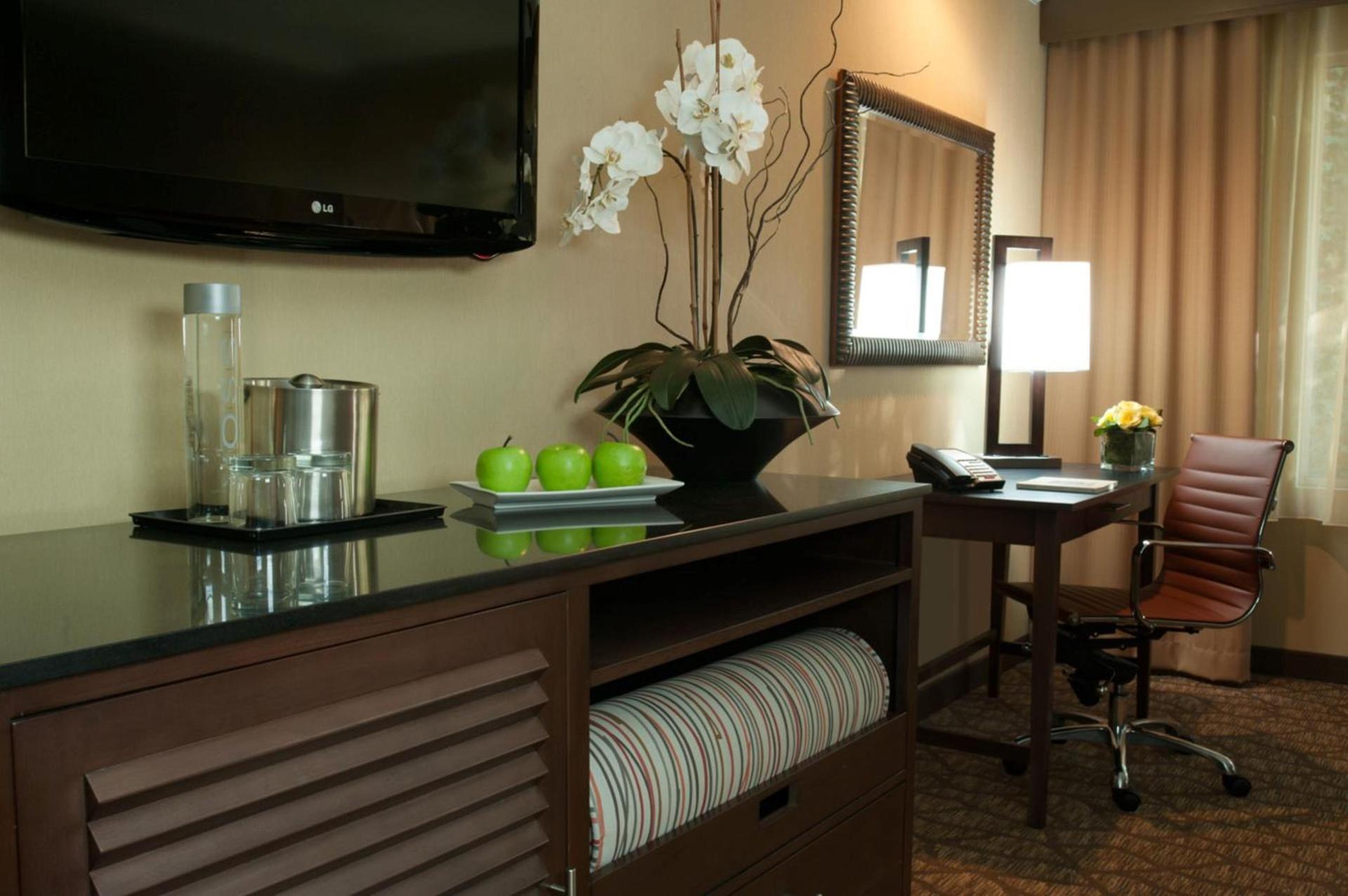 Airtel Plaza Hotel photo 70