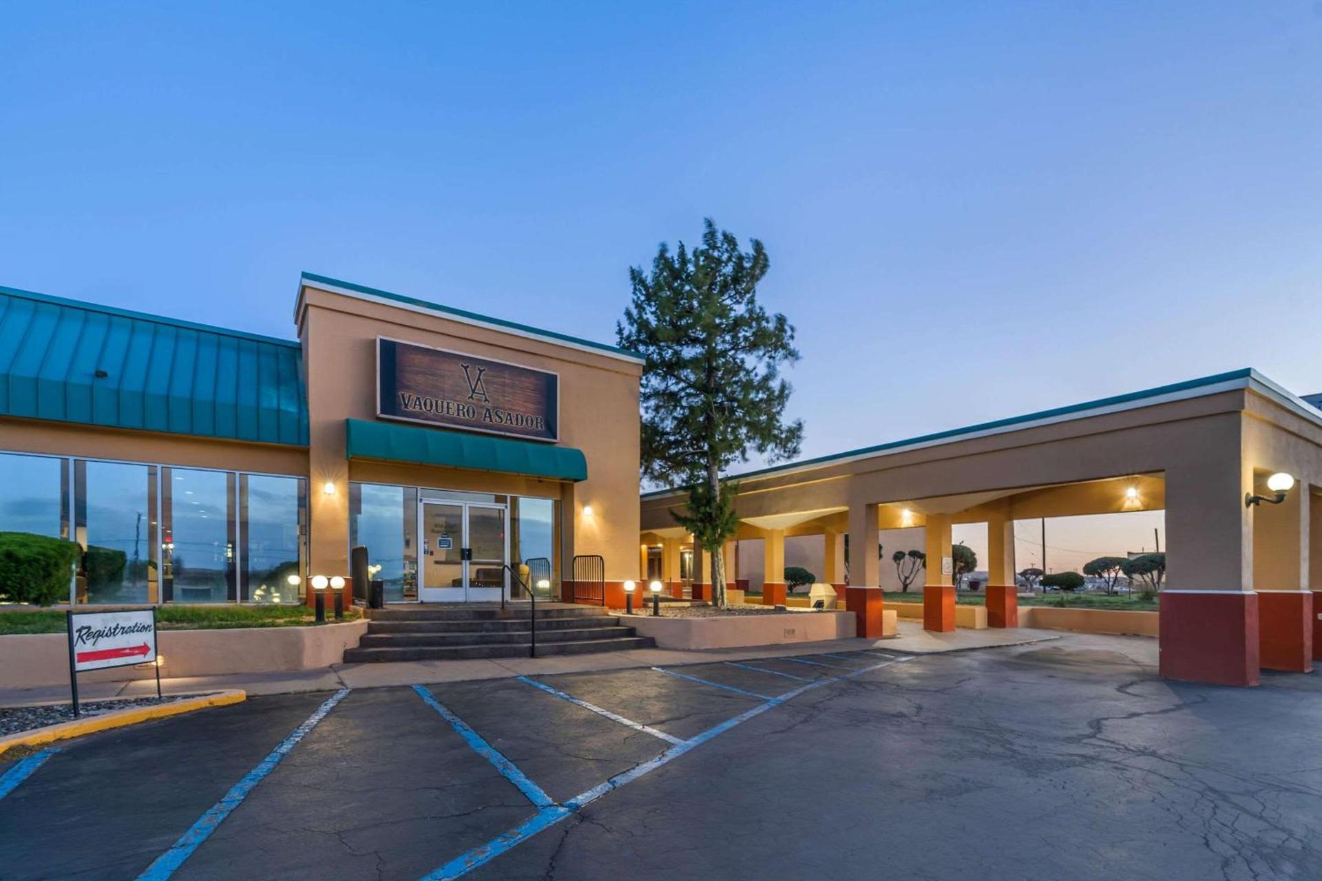 Quality Inn Tucumcari photo 10