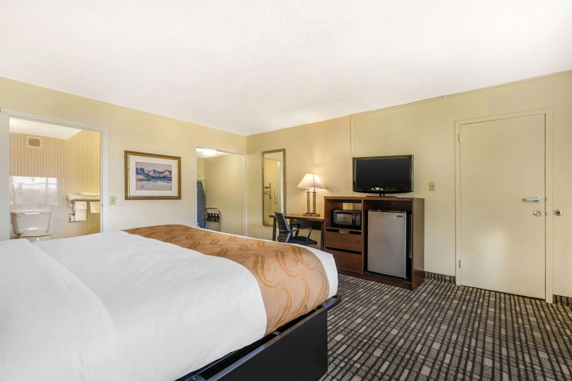 Quality Inn Tucumcari photo 17