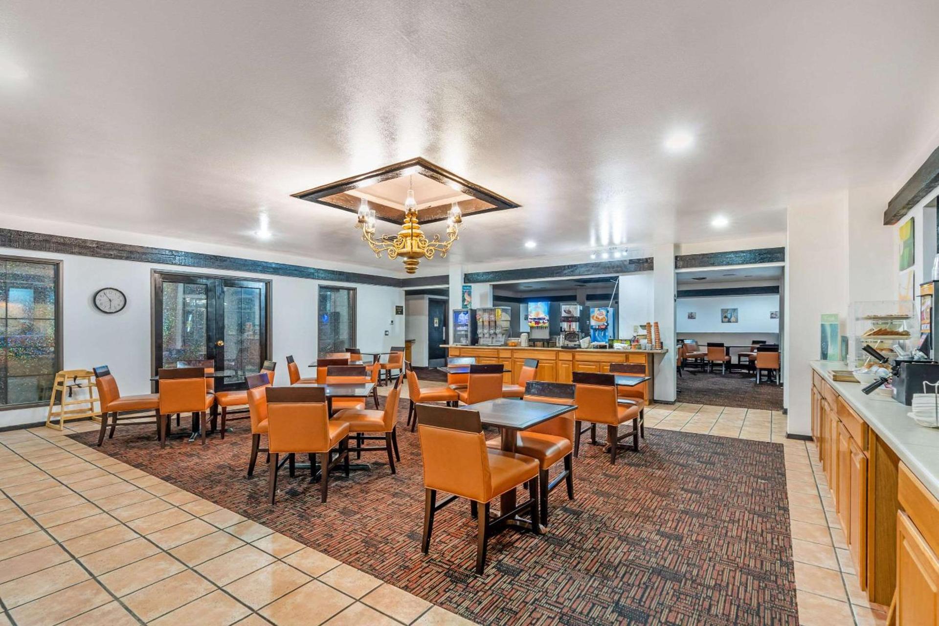 Quality Inn Tucumcari photo 32