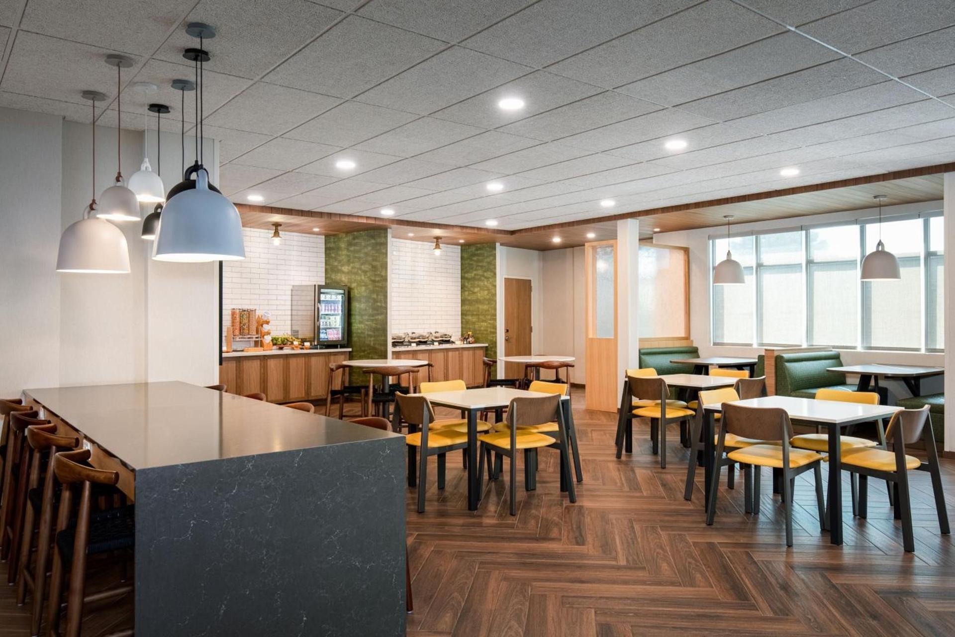 Fairfield by Marriott Inn & Suites Omaha at MH Landing photo 25